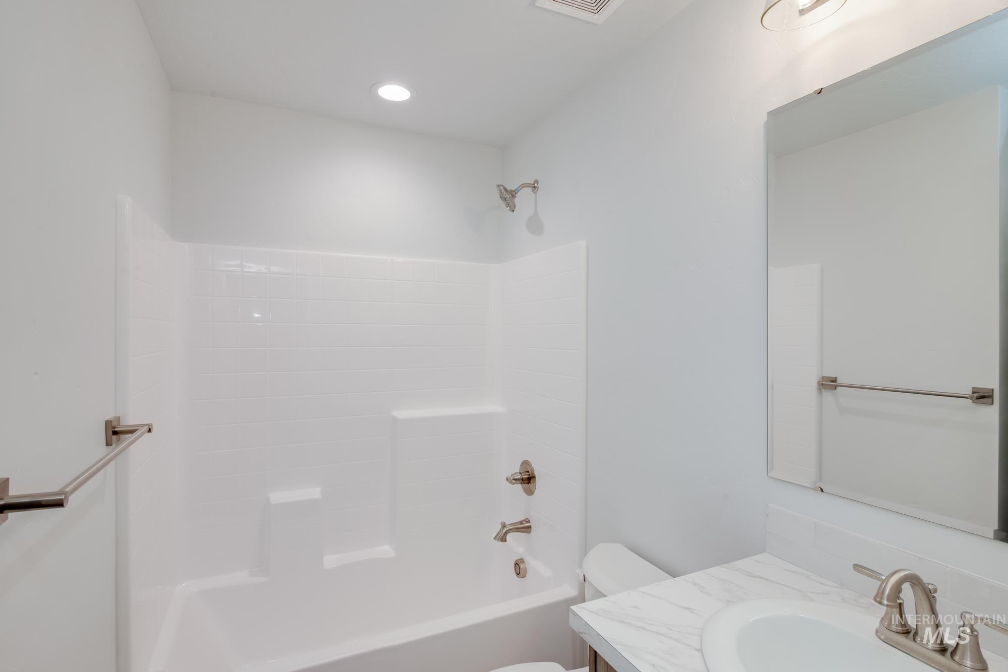 12898 Carkhill St Property Photo 12