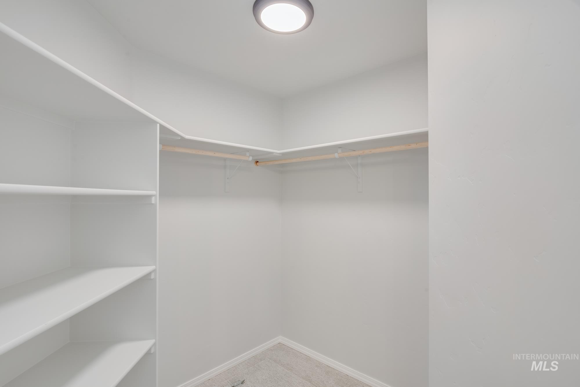 12898 Carkhill St Property Photo 19