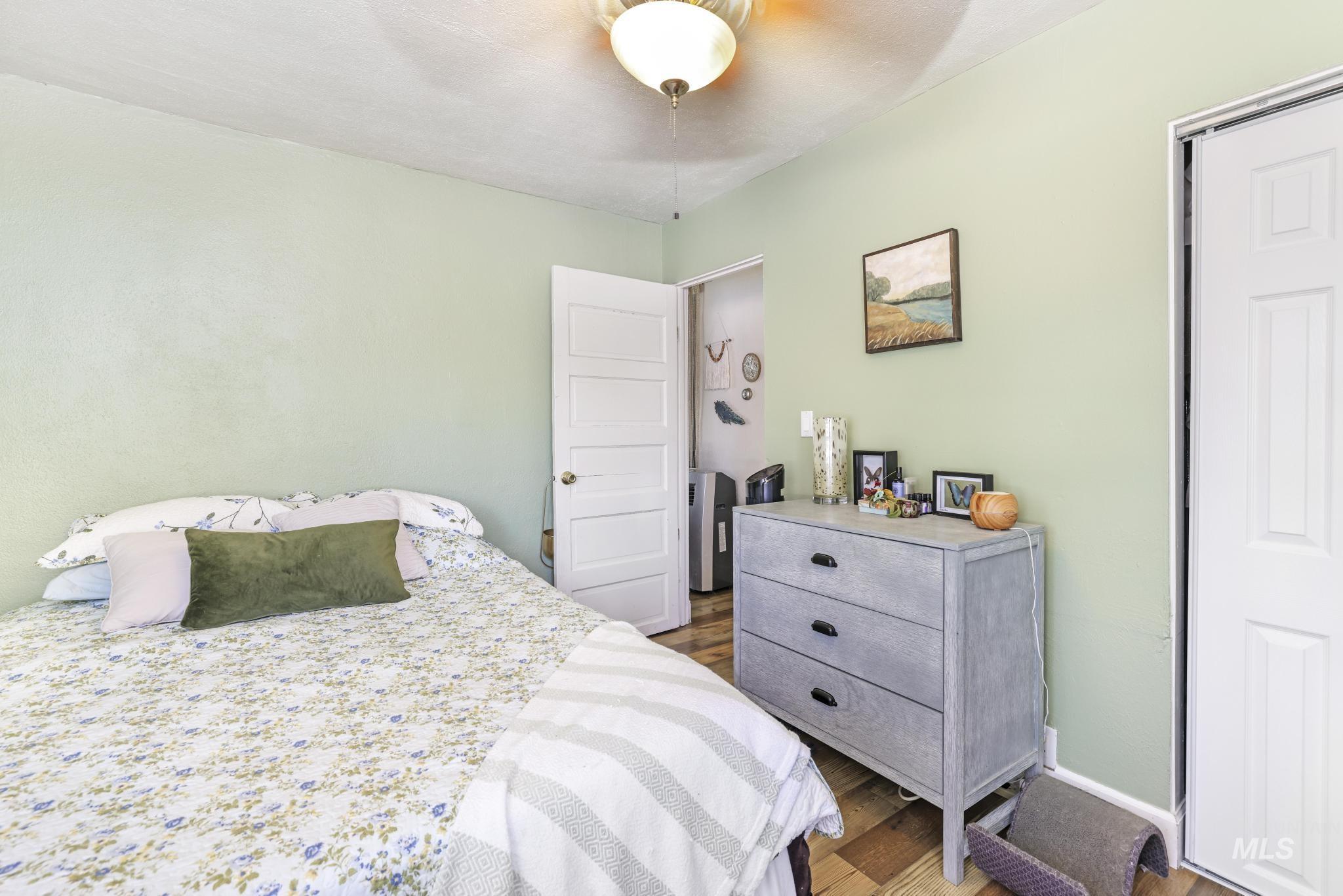 405 Jefferson Street Property Photo 15
