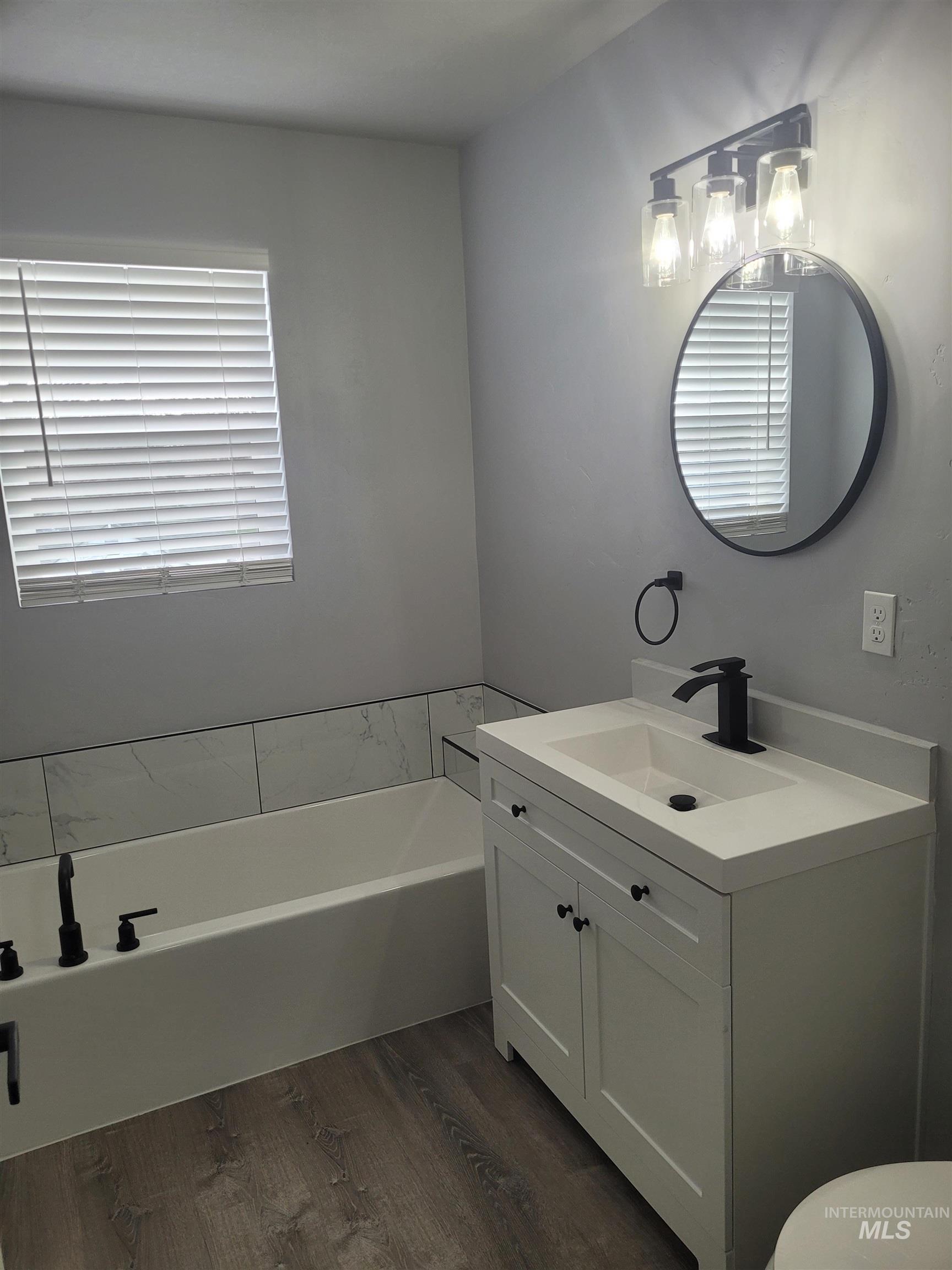 1115 N Midland Blvd Property Photo 11