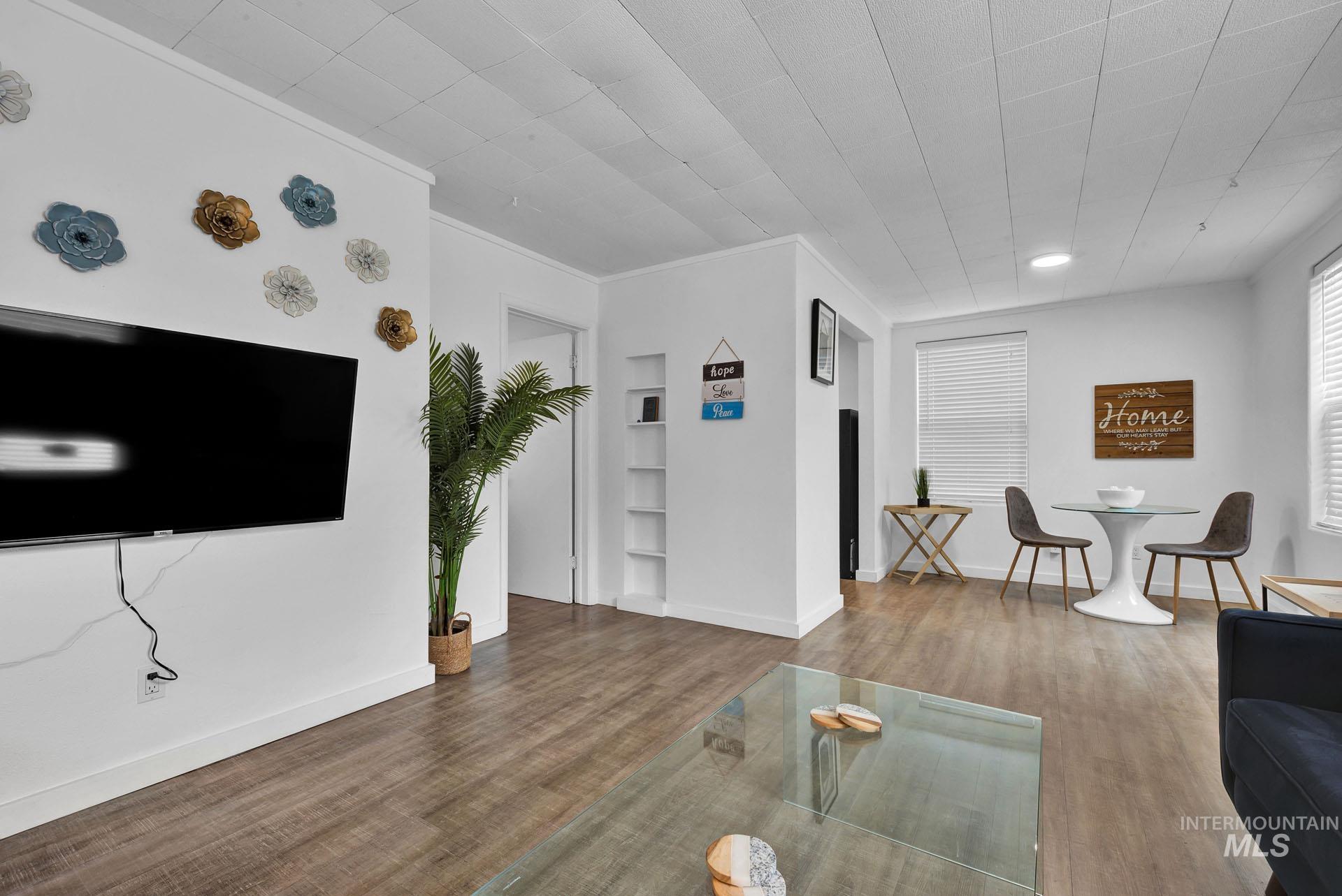 2104 N 18th Street Property Photo 8