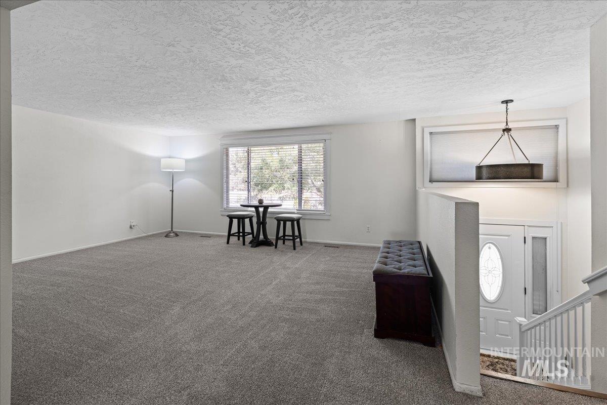 5401 S Latigo Property Photo 5