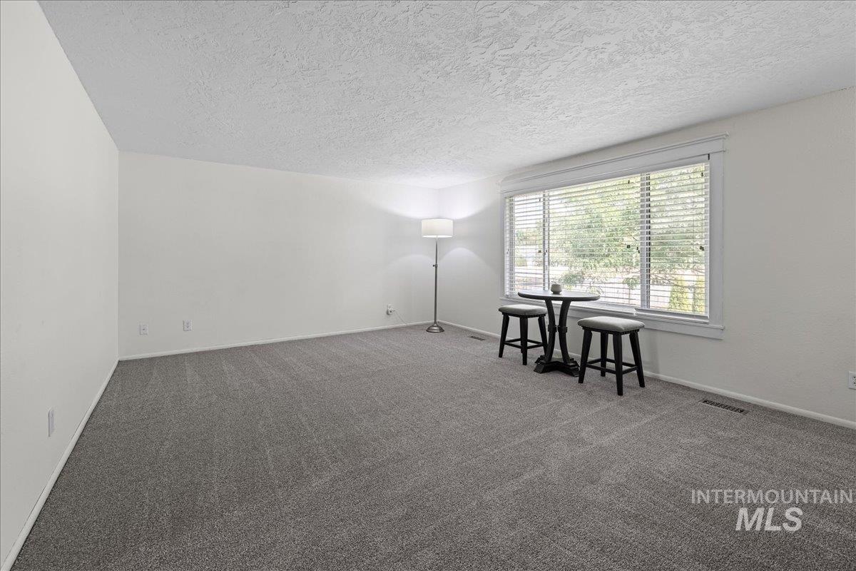 5401 S Latigo Property Photo 6