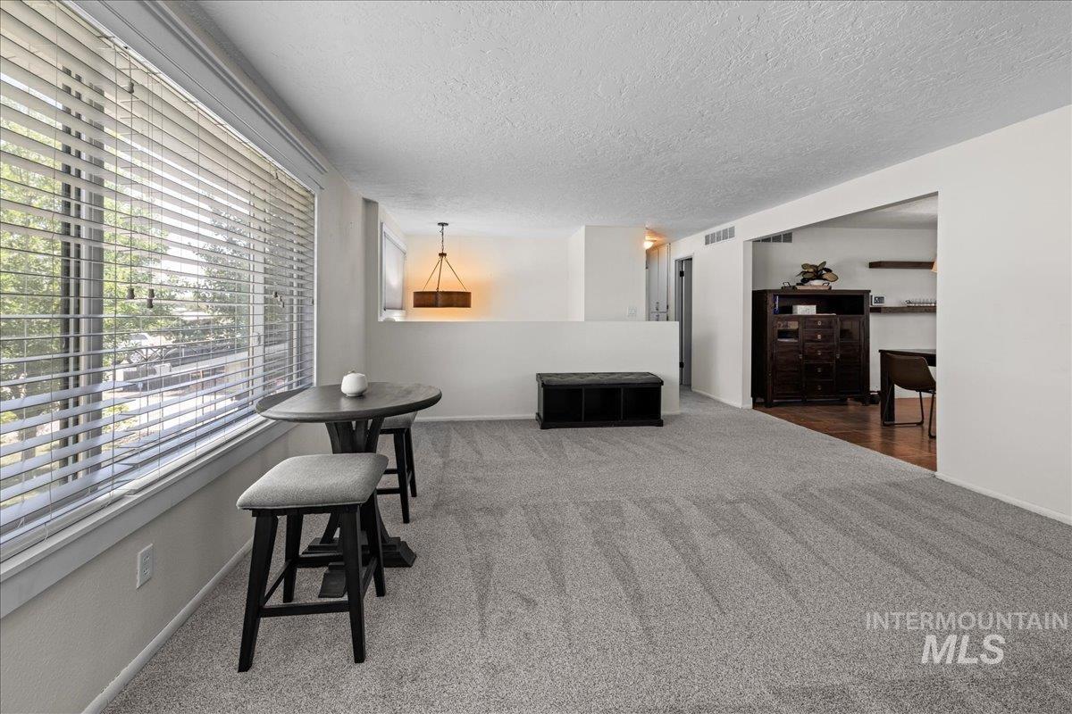 5401 S Latigo Property Photo 8