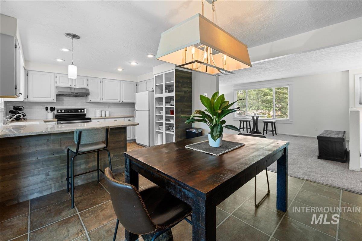 5401 S Latigo Property Photo 11