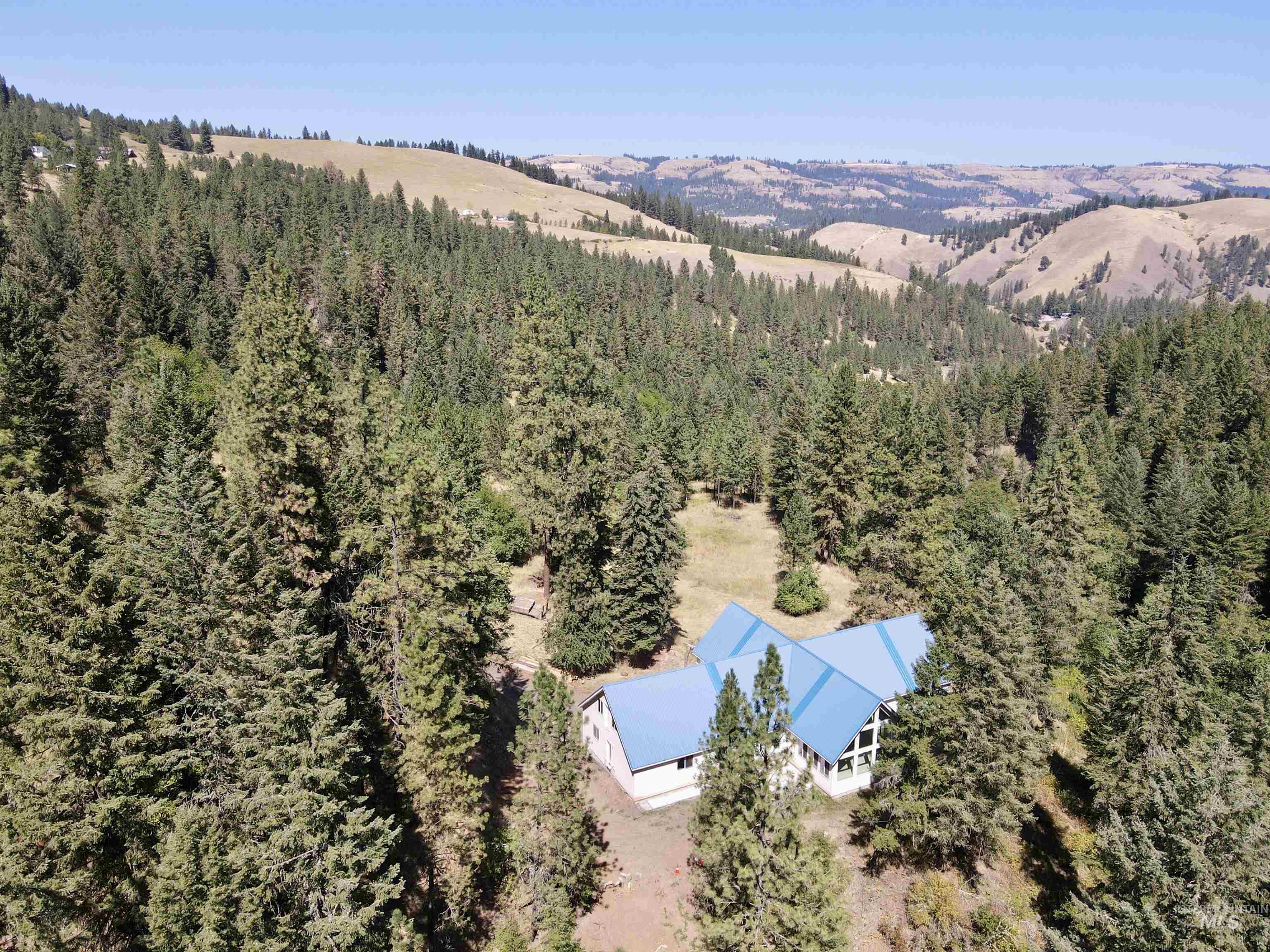 22545 Angel Ridge Road Property Photo 1