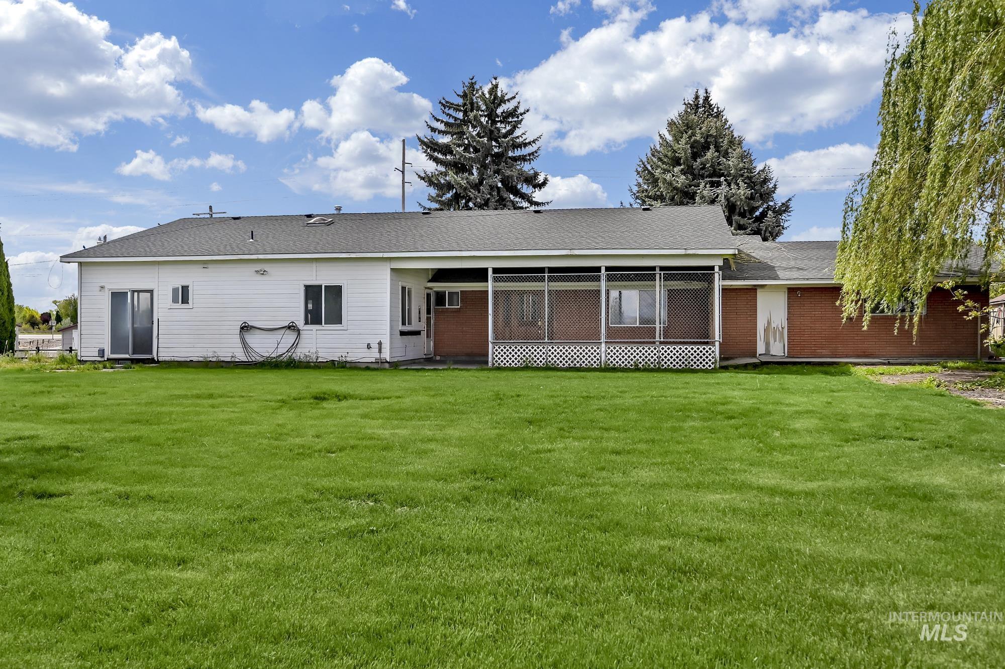 6880 W State St. Property Photo 5