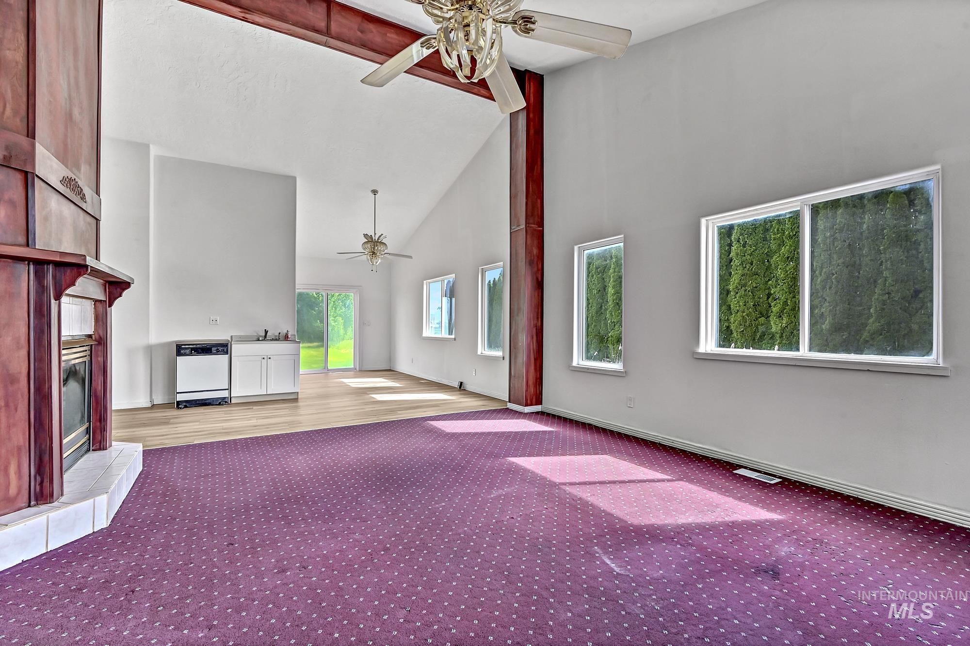 6880 W State St. Property Photo 13