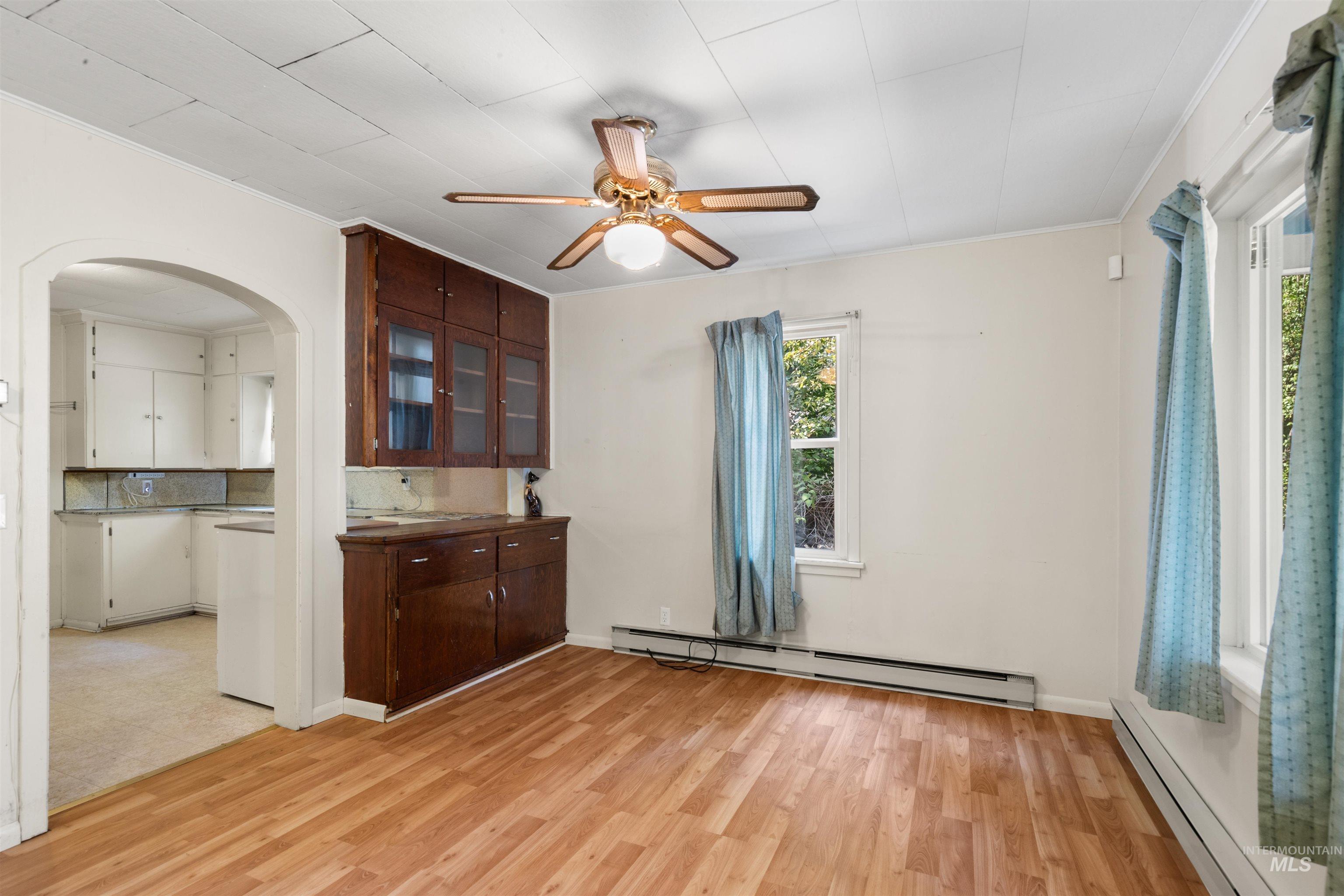 235 115th St Property Photo 4