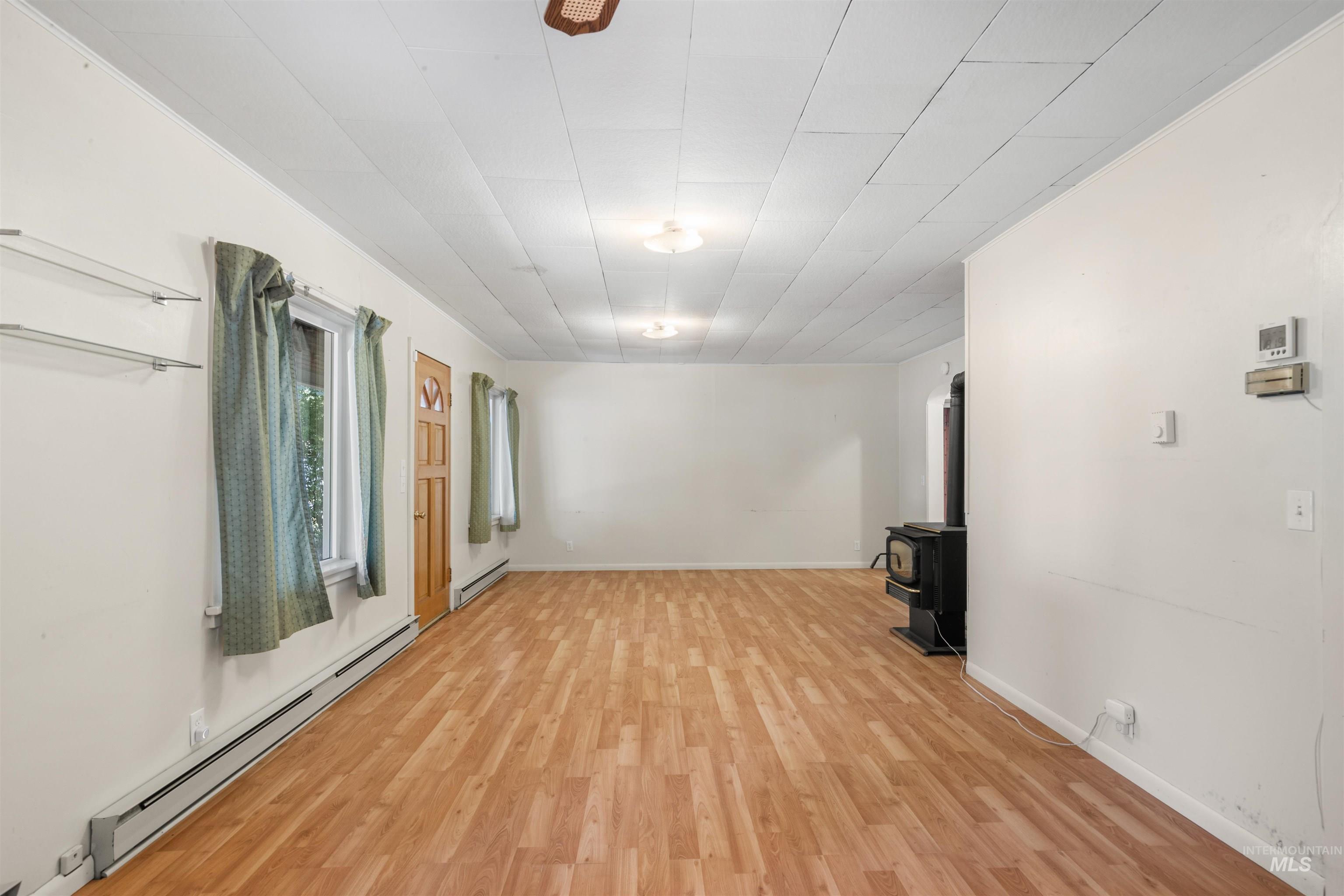 235 115th St Property Photo 5