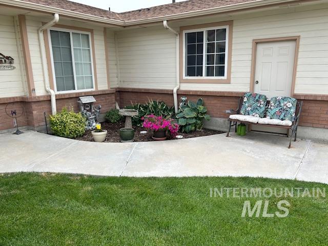 1100 Burnett Drive Property Photo 3