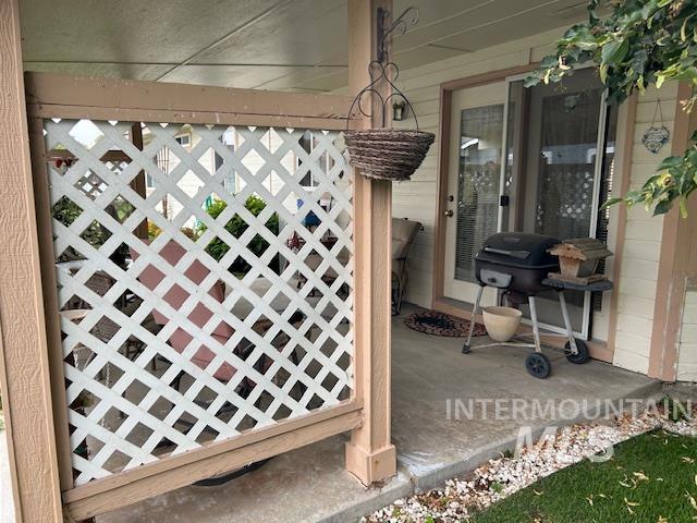 1100 Burnett Drive Property Photo 18