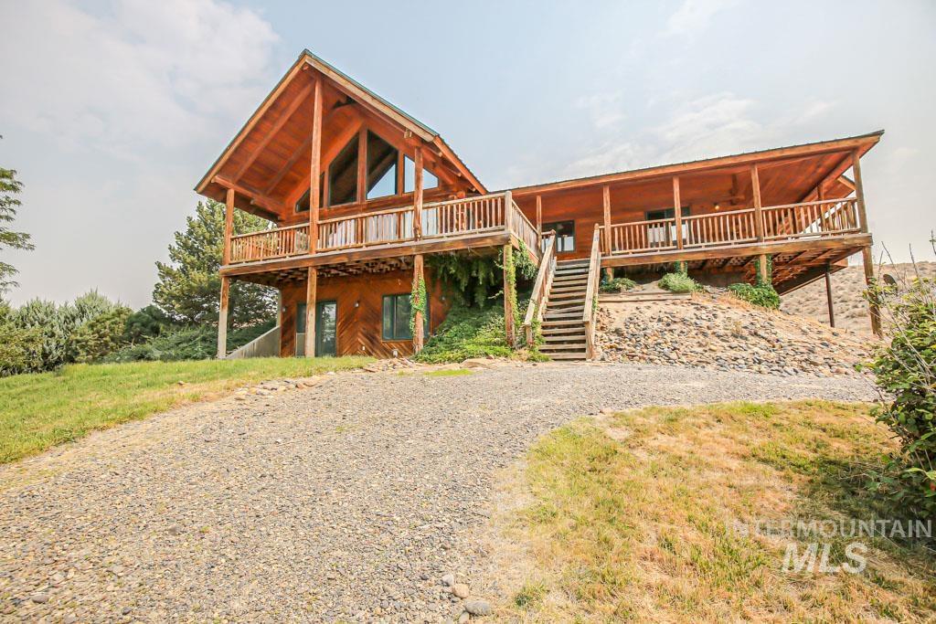 1642 Barlow Road Property Photo 1