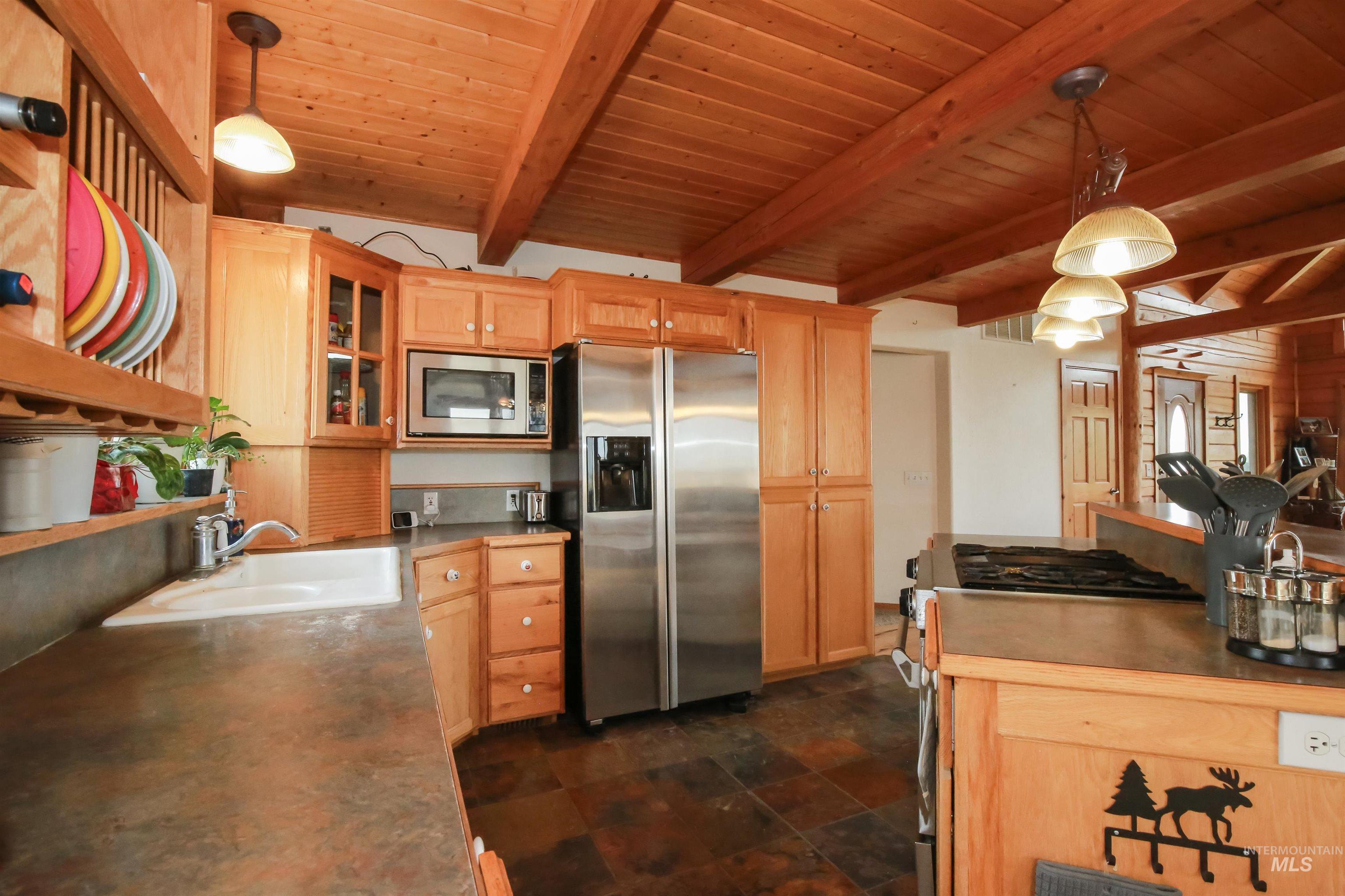1642 Barlow Road Property Photo 9