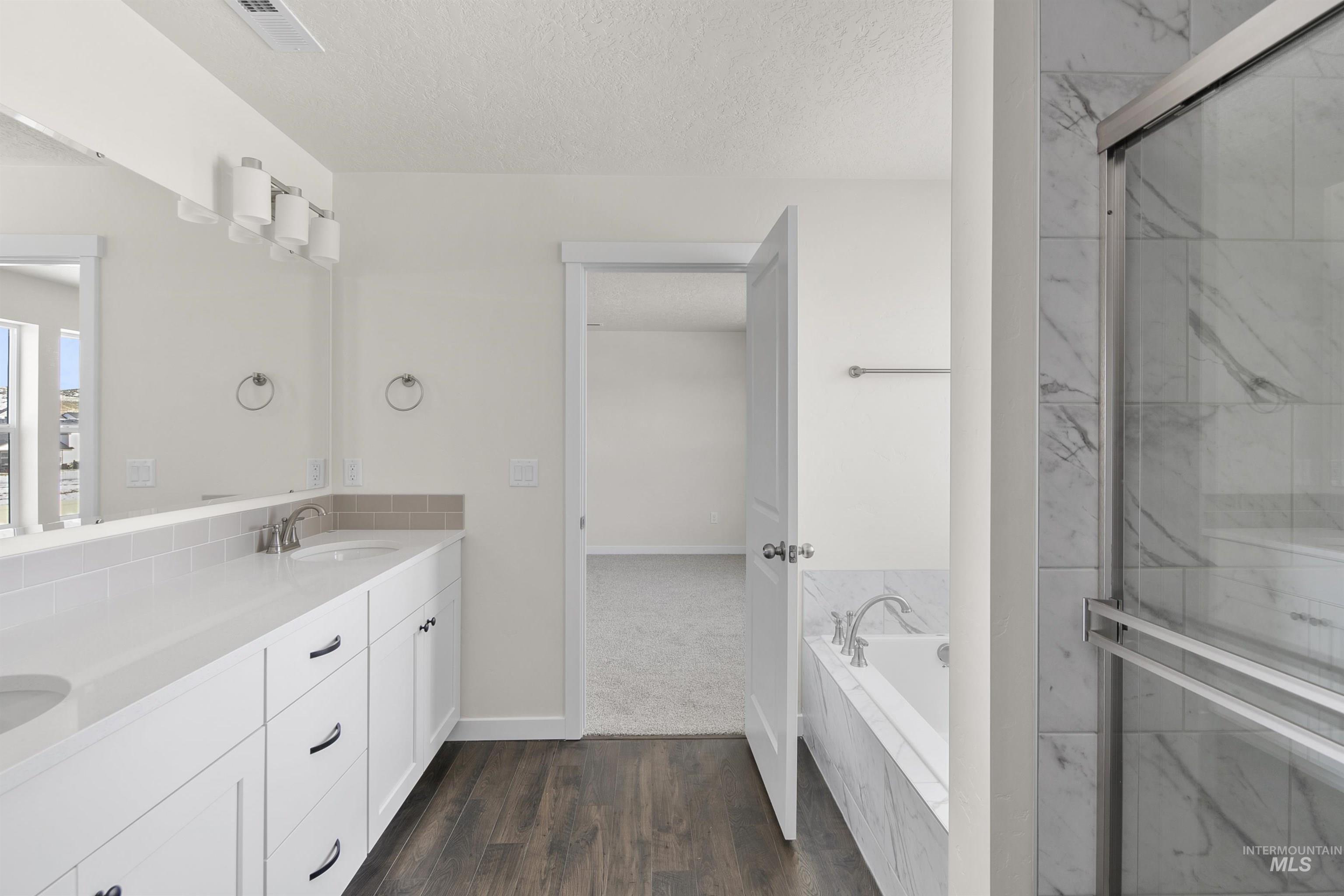 10122 W Napier Dr Property Photo 15