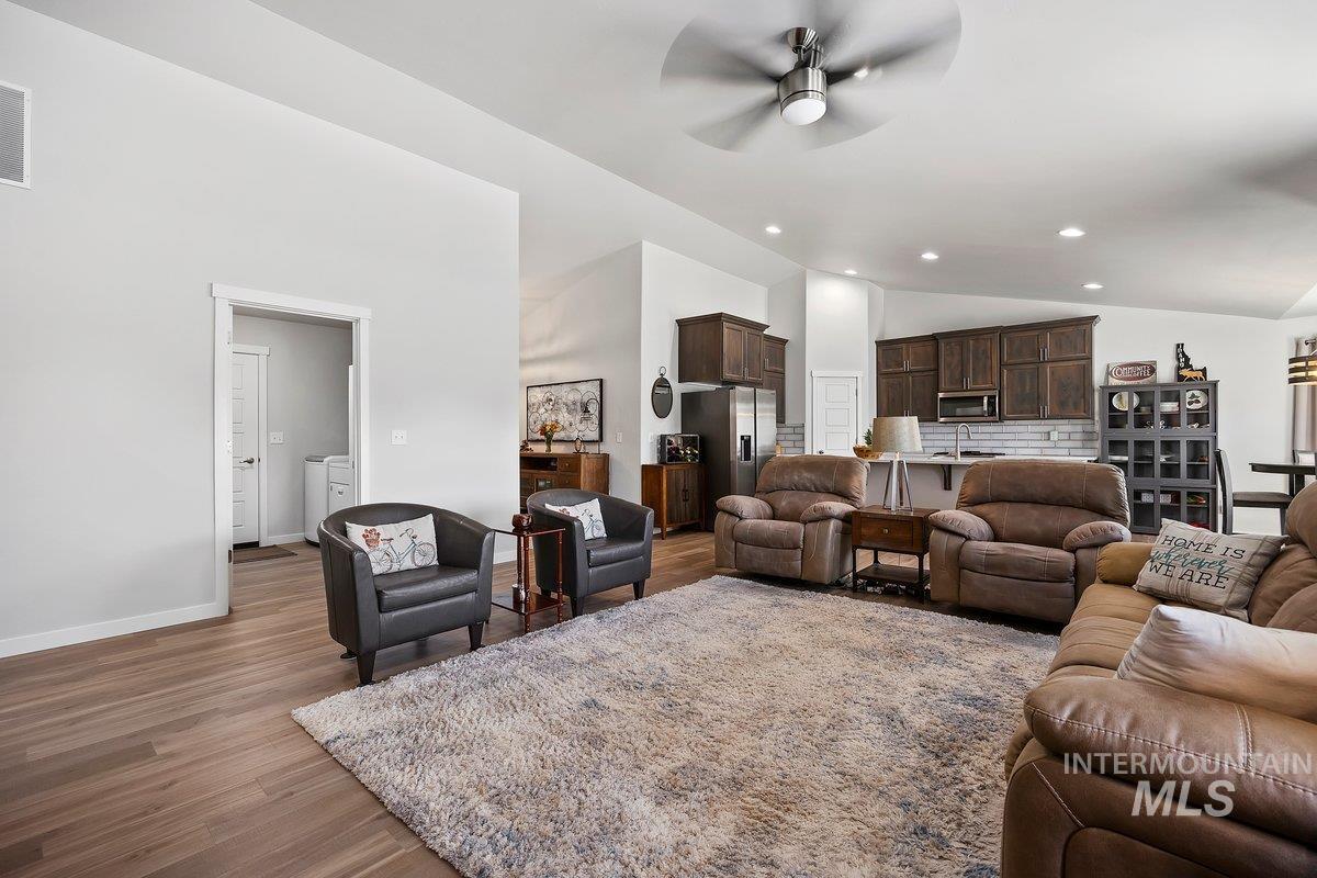 2342 Great Basin Way Property Photo 8