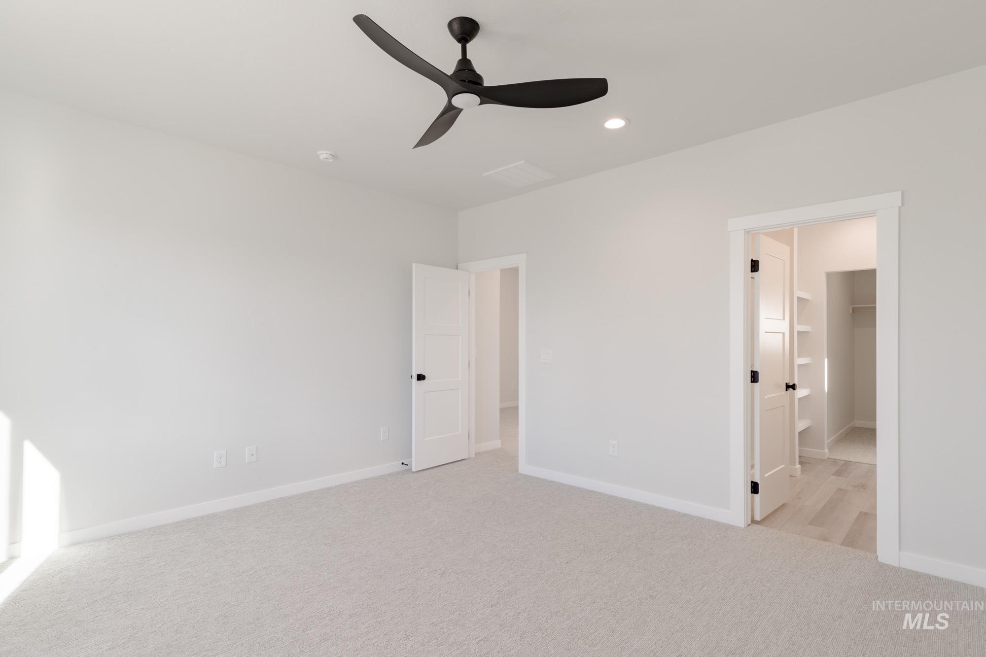6922 S Cheyenne Ave Property Photo 12