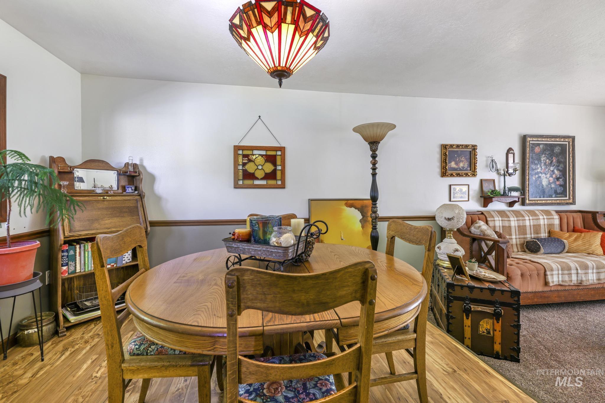 1148 Blake Street N Property Photo 6