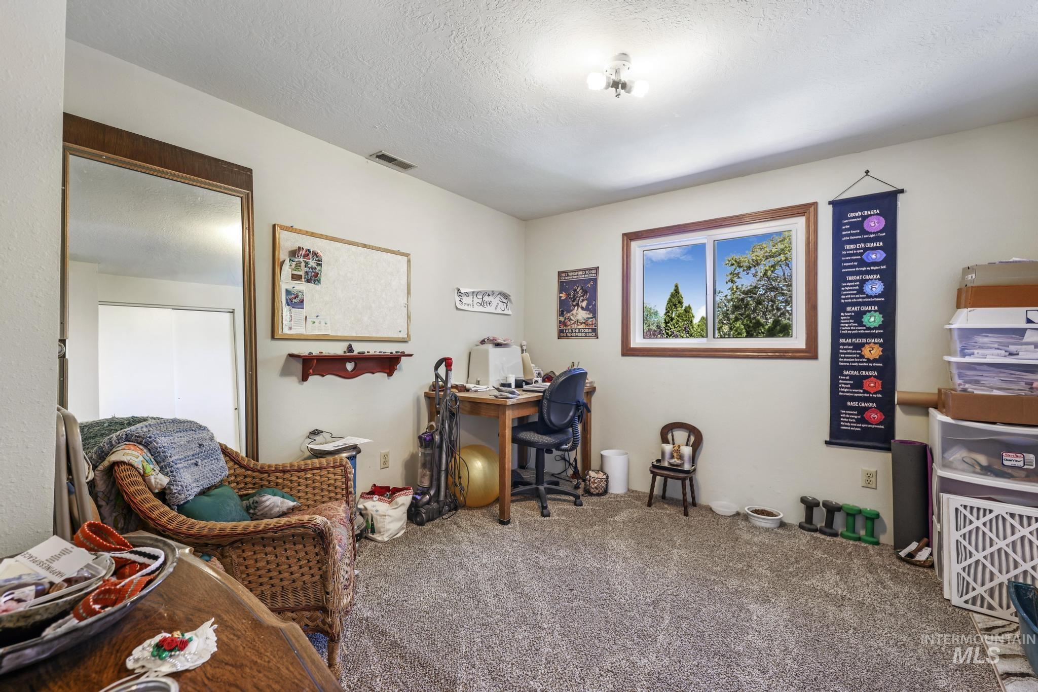 1148 Blake Street N Property Photo 13
