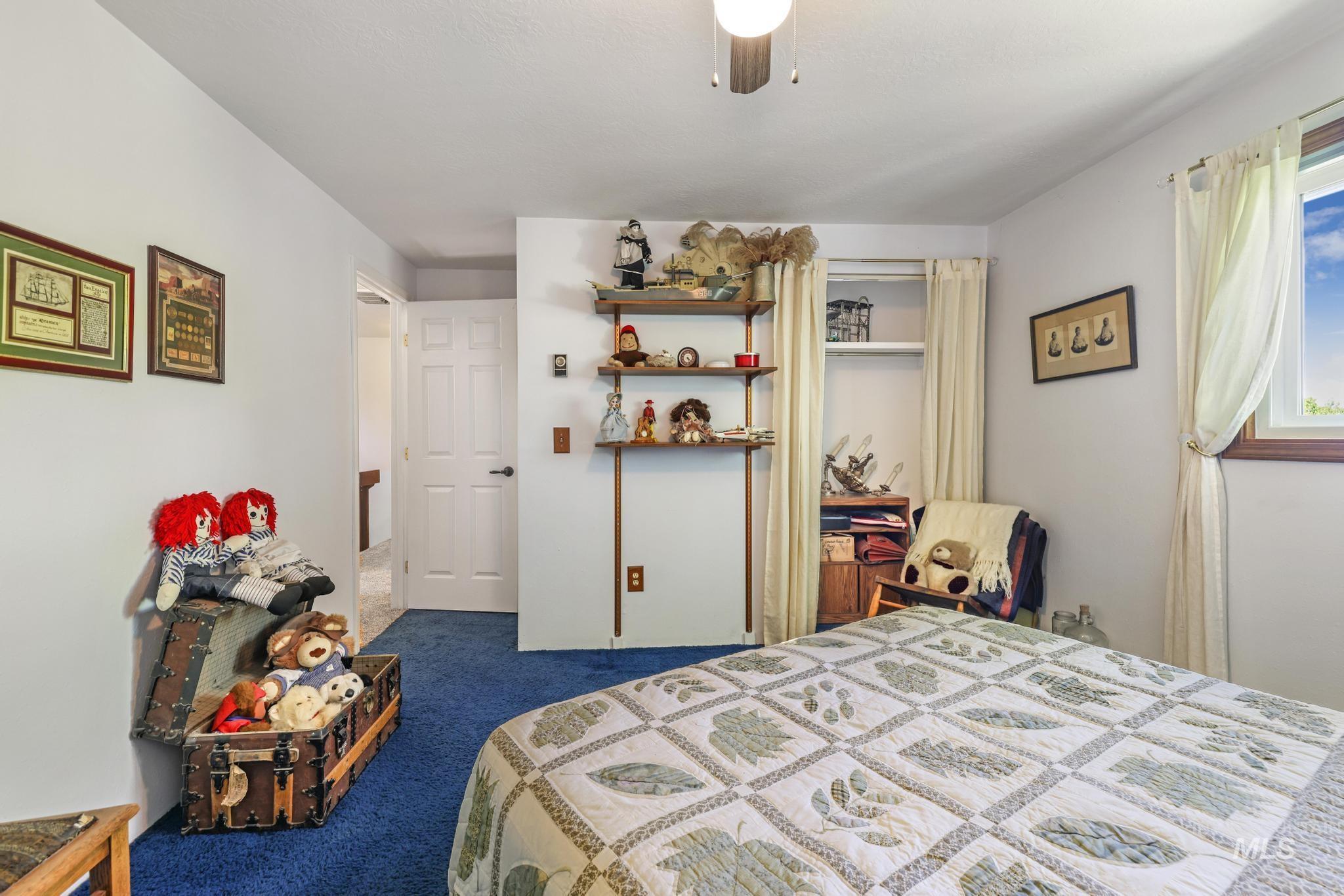 1148 Blake Street N Property Photo 17