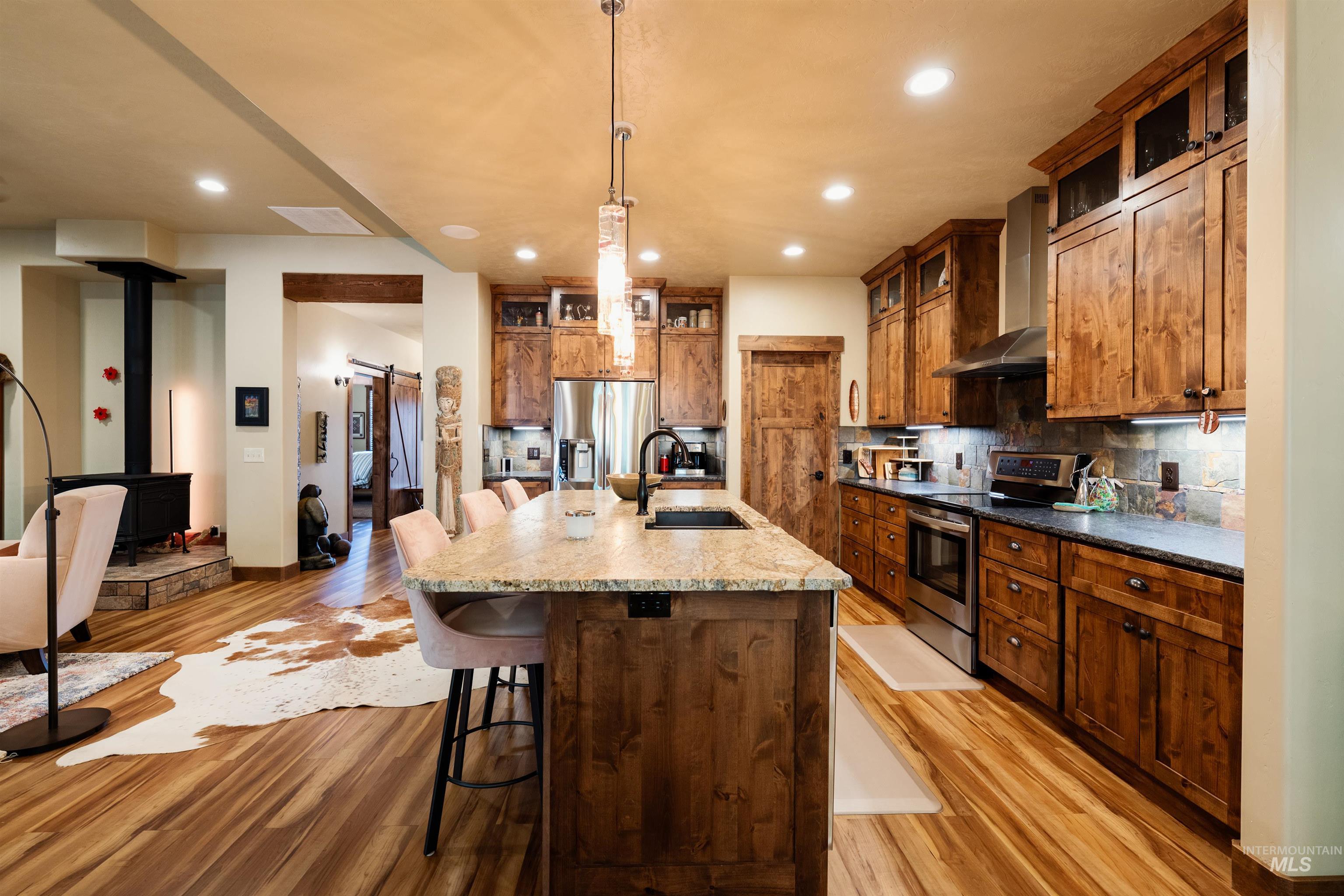 687 Fox Ridge Ln Property Photo 15