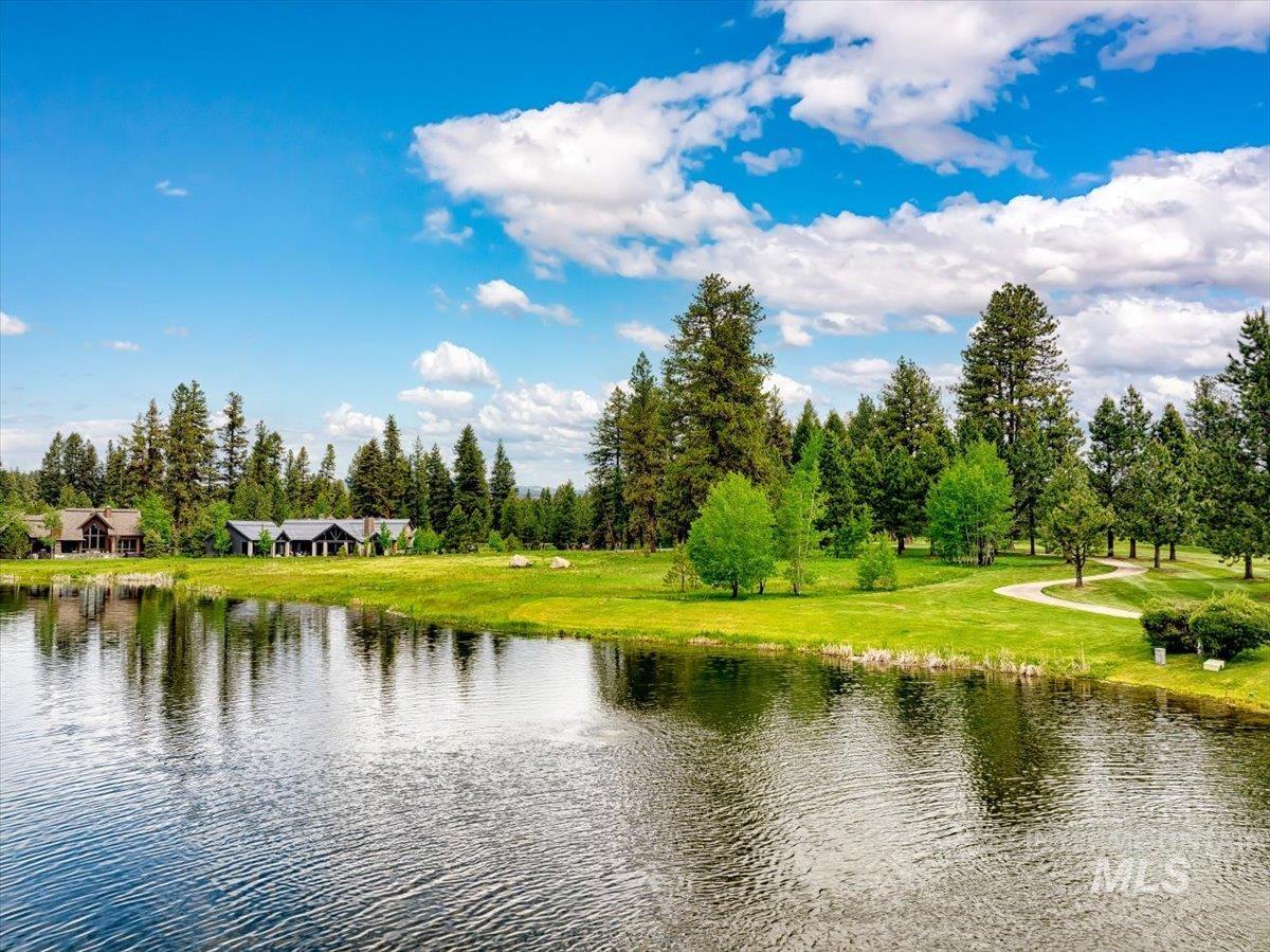 3654 & 3658 Annie Pond Ct Property Photo 13
