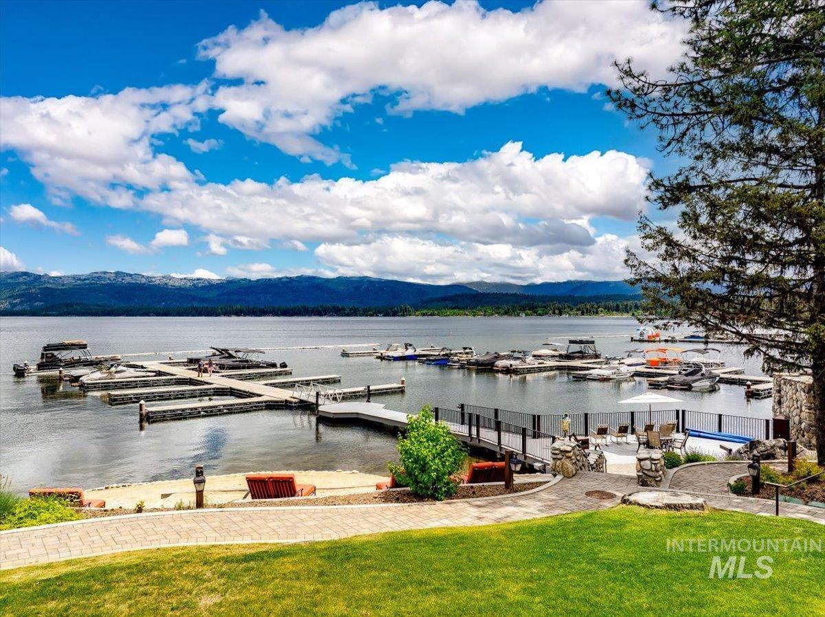 3654 & 3658 Annie Pond Ct Property Photo 29