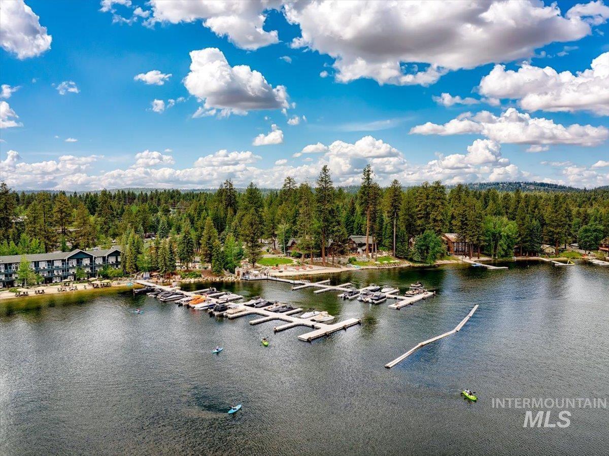 3654 & 3658 Annie Pond Ct Property Photo 35