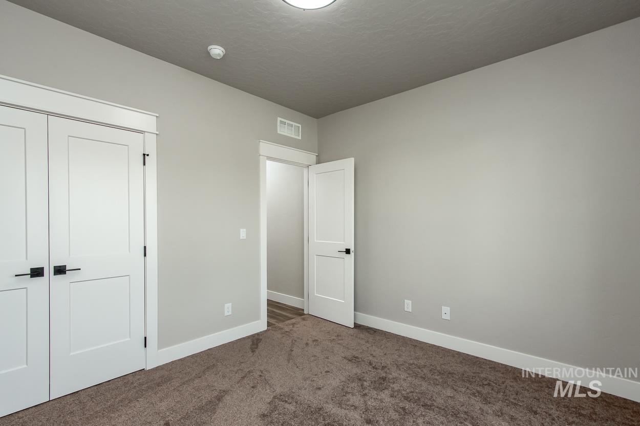 24430 Cowboy Ln Property Photo 14