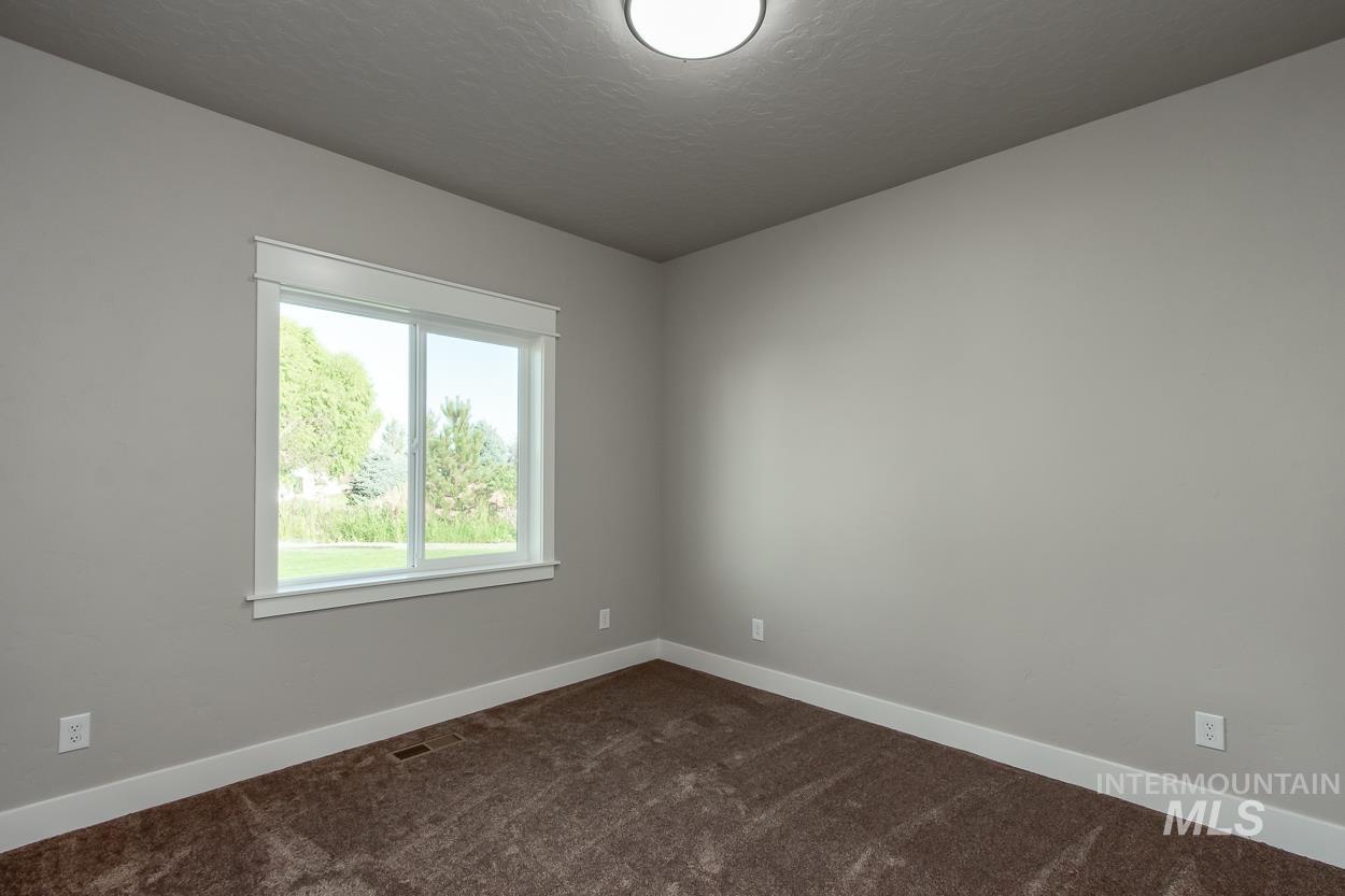 24430 Cowboy Ln Property Photo 15