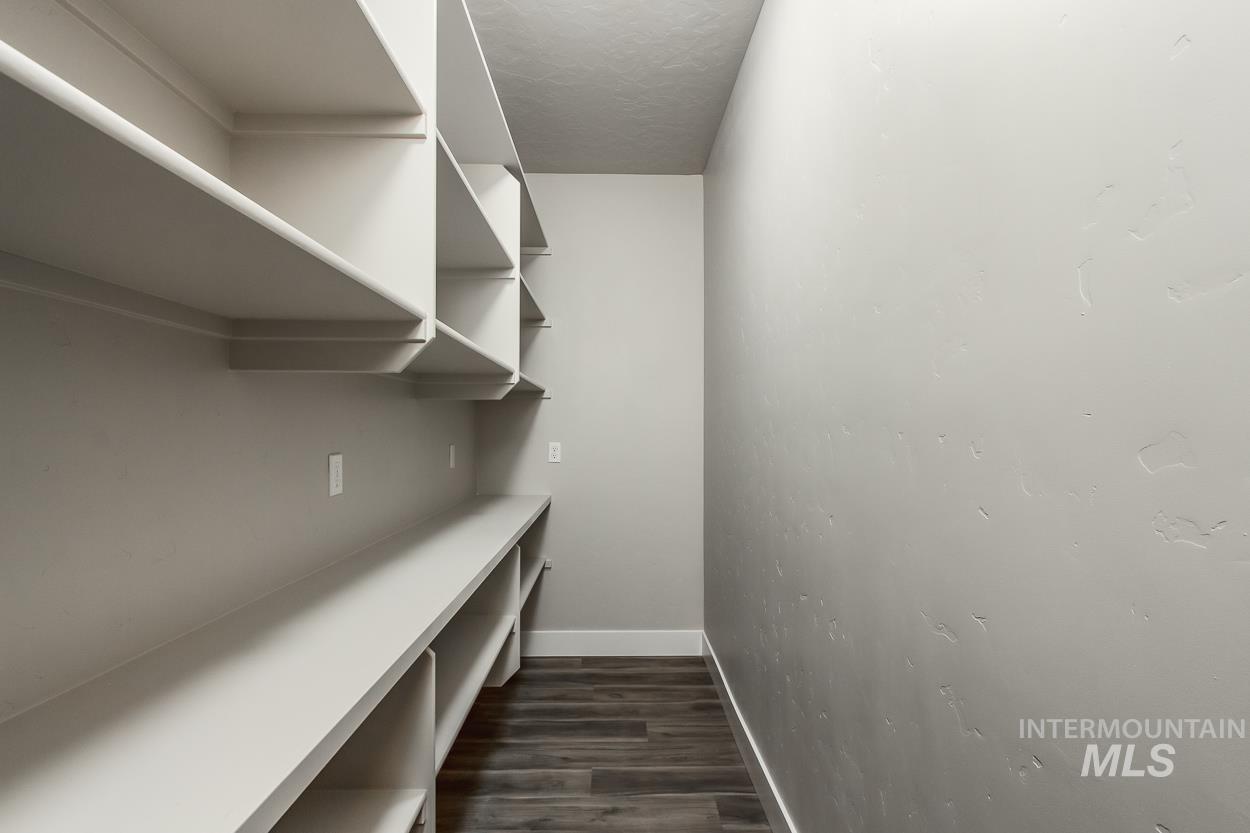 24430 Cowboy Ln Property Photo 20