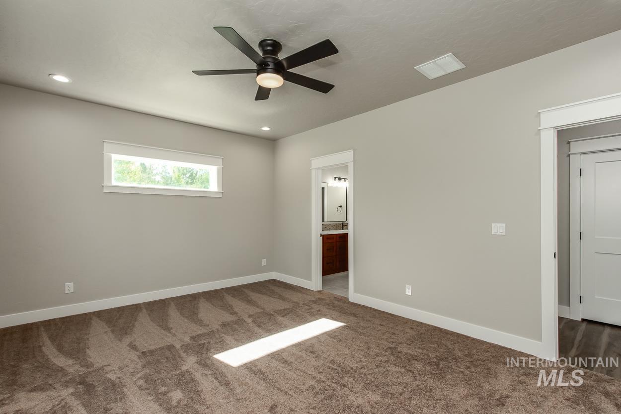 24430 Cowboy Ln Property Photo 22