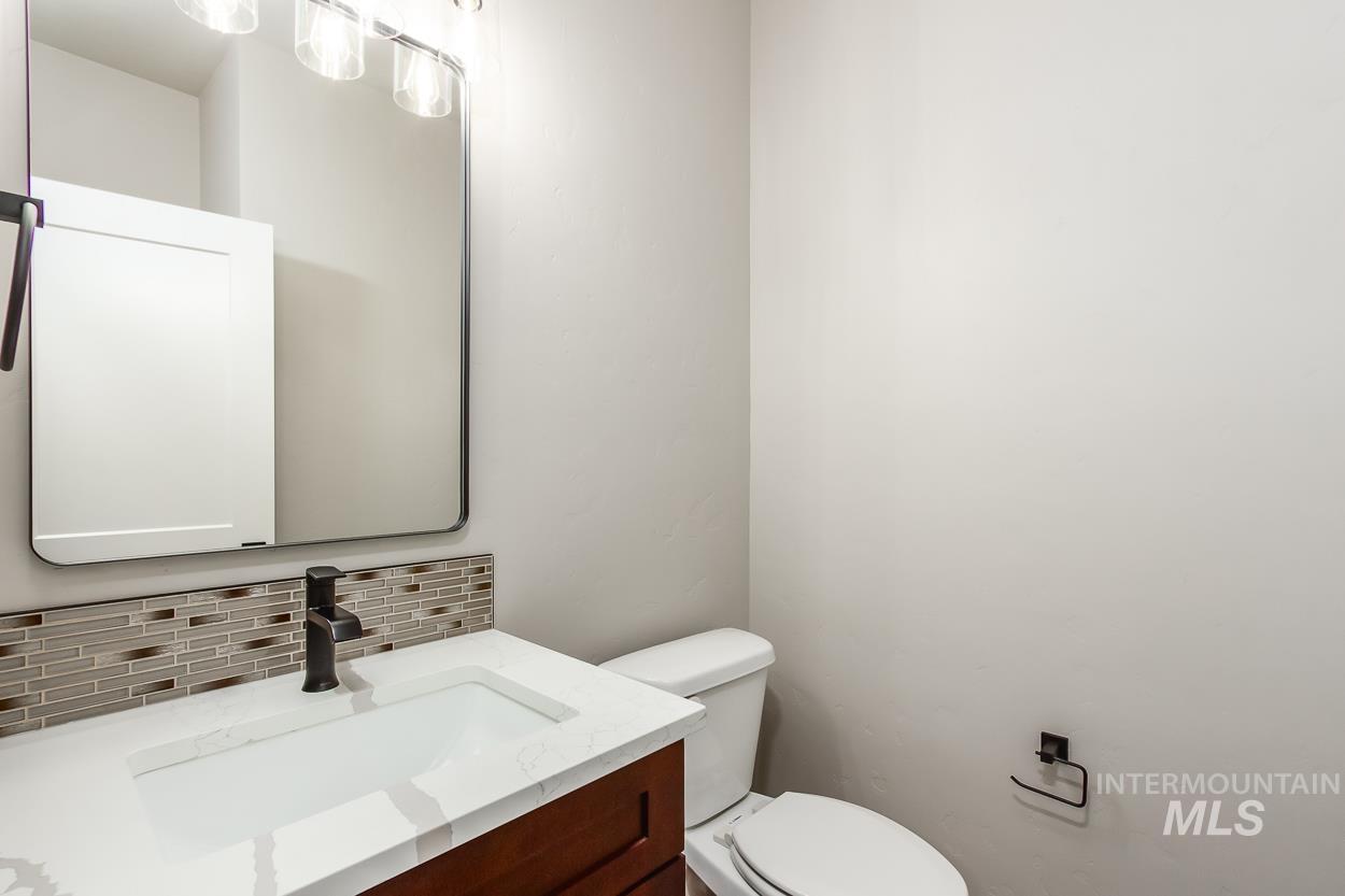 24430 Cowboy Ln Property Photo 28