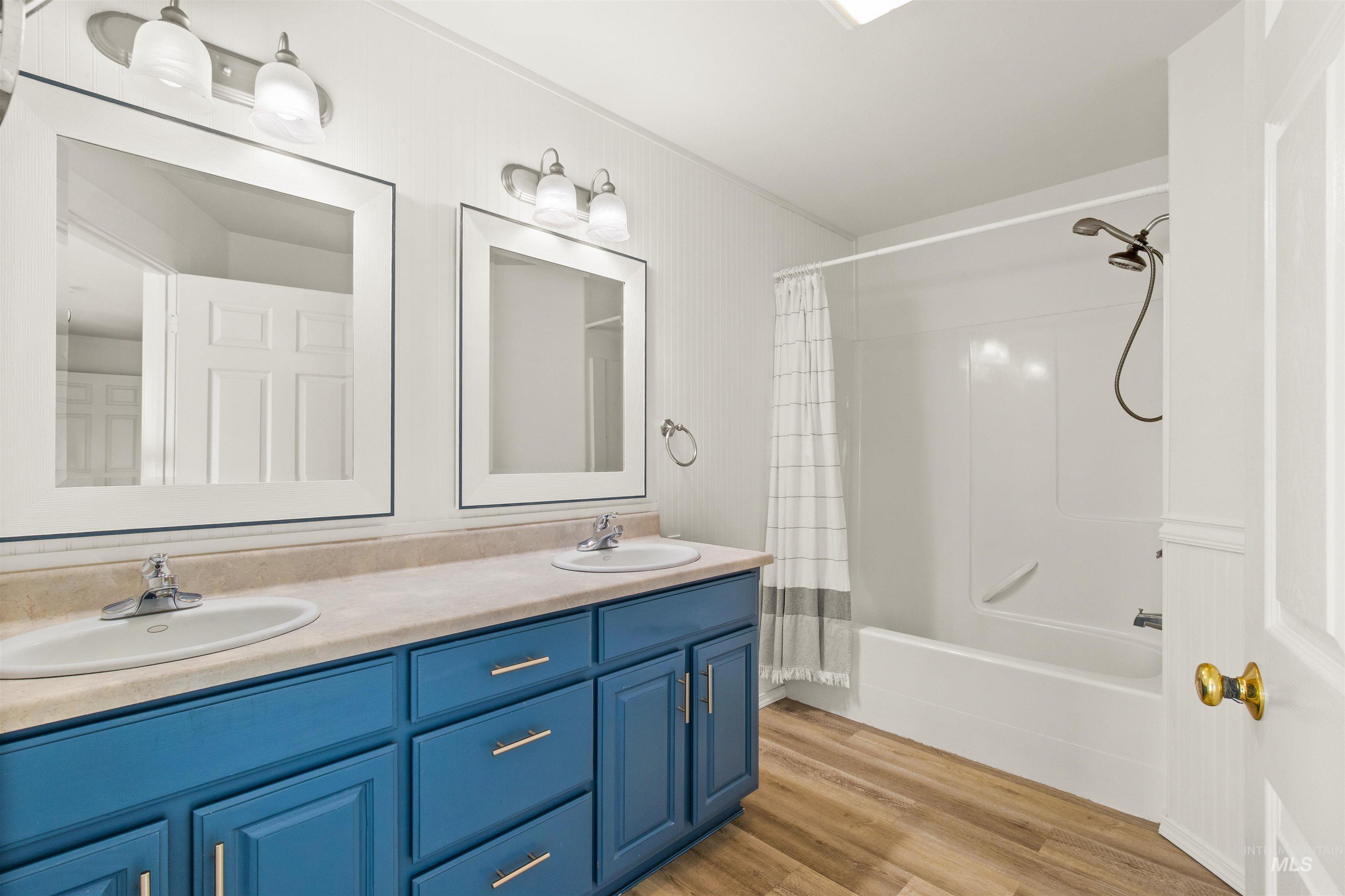 829 Crest Drive Property Photo 20
