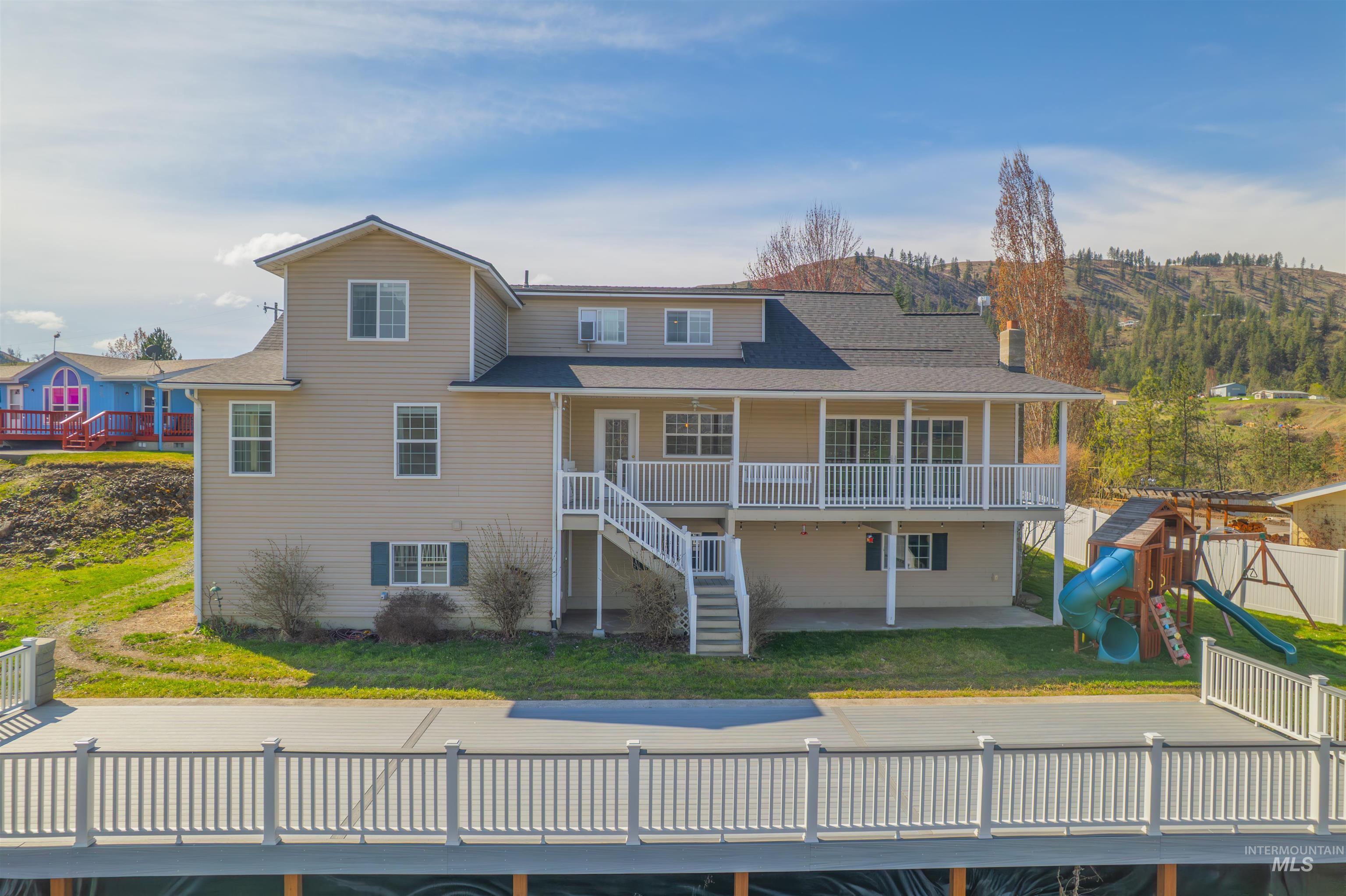 829 Crest Drive Property Photo 35