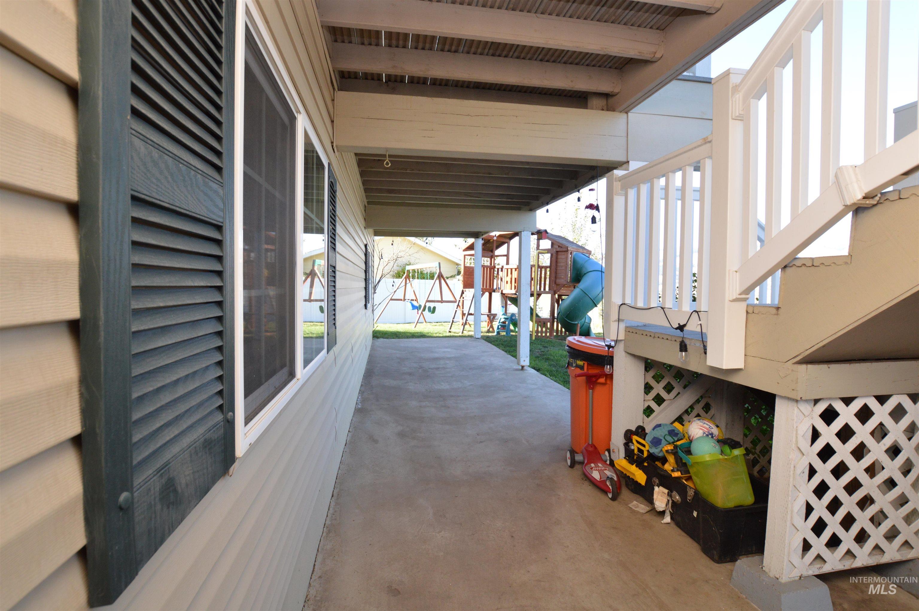 829 Crest Drive Property Photo 41