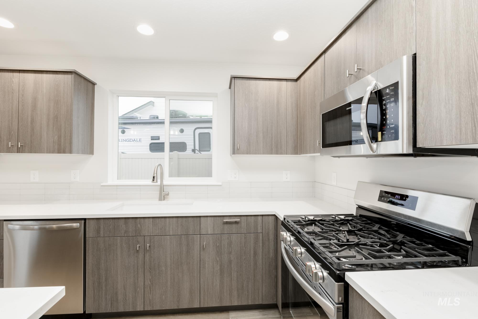 11731 W Mountain Iris St Property Photo 6