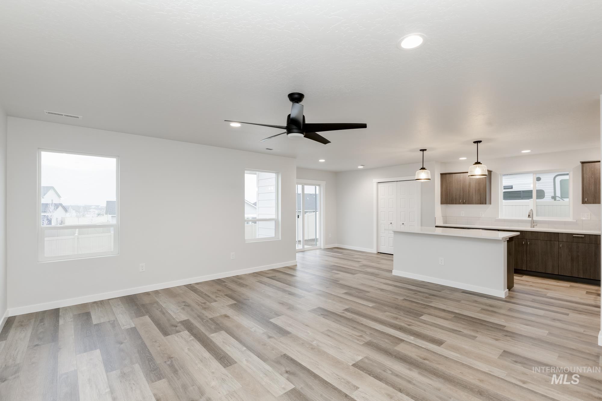 11731 W Mountain Iris St Property Photo 9