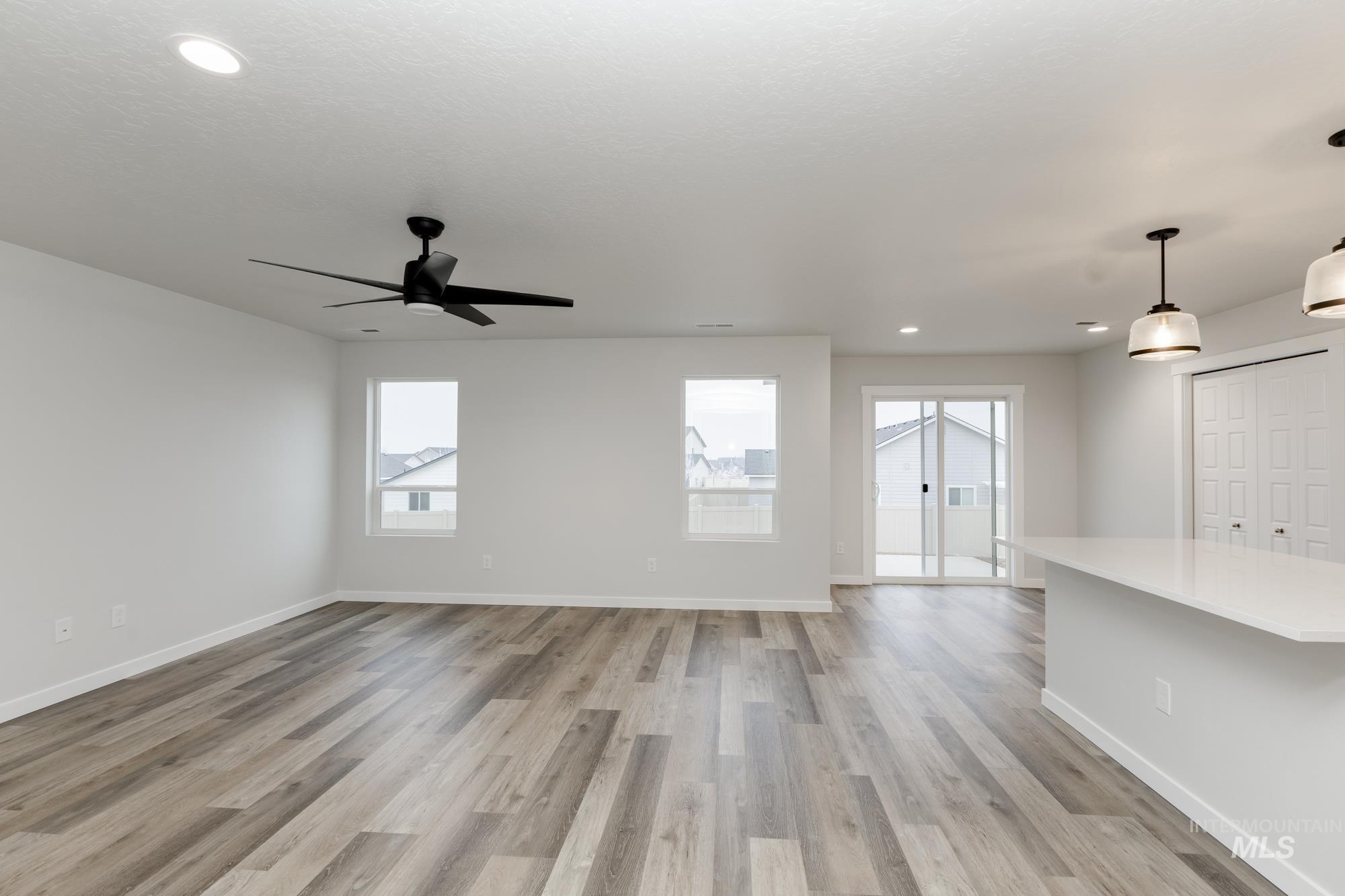 11731 W Mountain Iris St Property Photo 10
