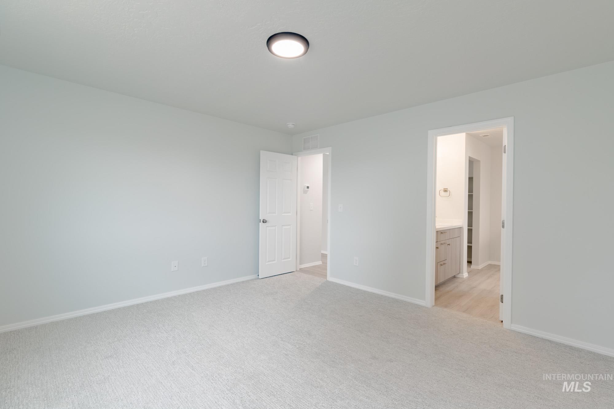 12943 Ashfield St Property Photo 15