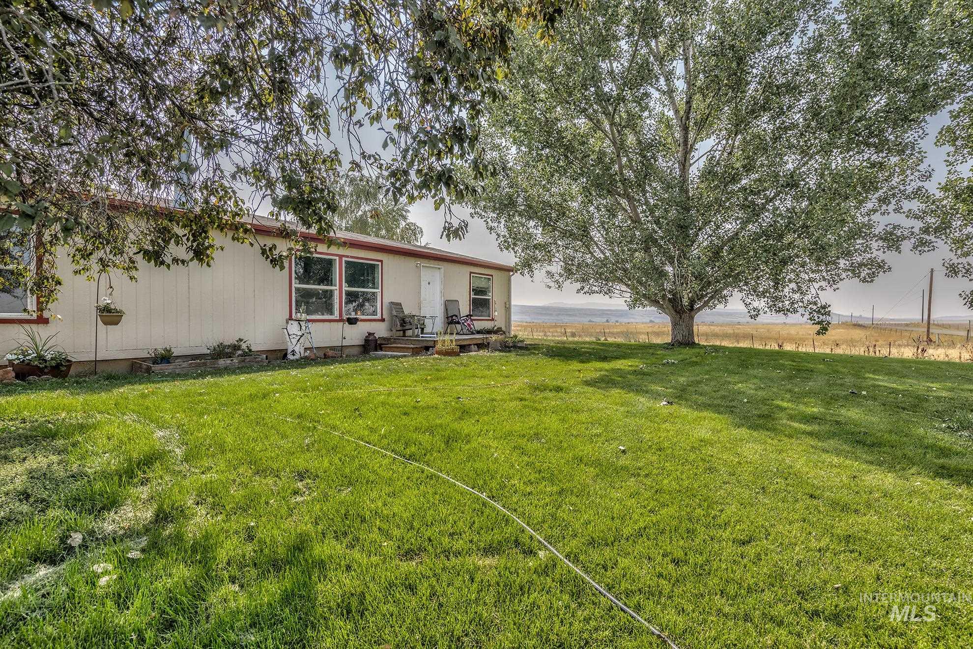 3115 Farm To Market Rd Property Photo 3