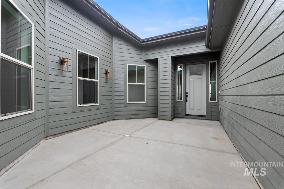 6519 W Donatella St. Property Photo 5