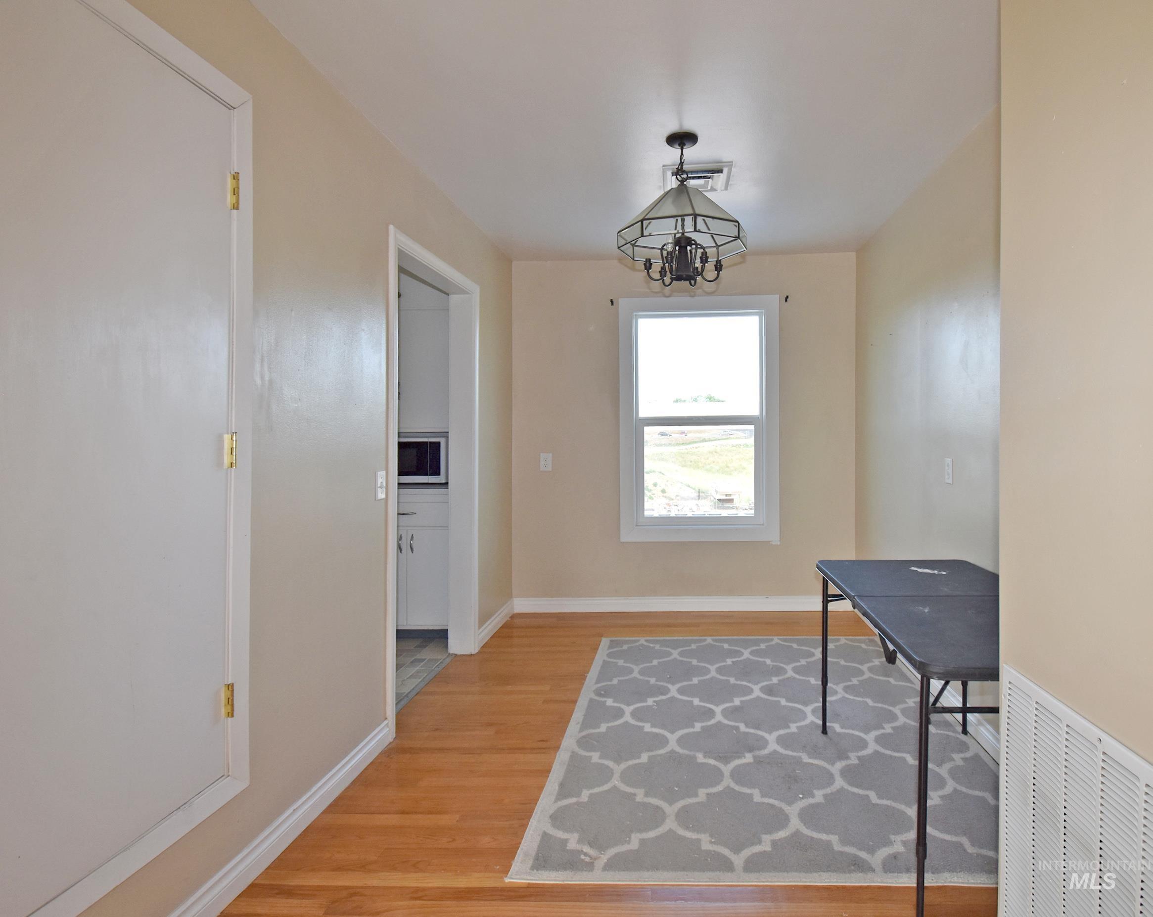 2342-2344 19th Street Property Photo 9