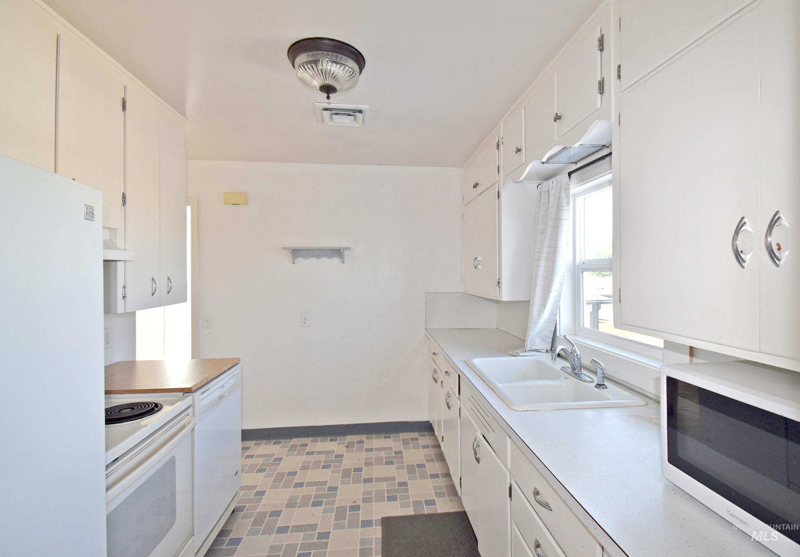 2342-2344 19th Street Property Photo 11