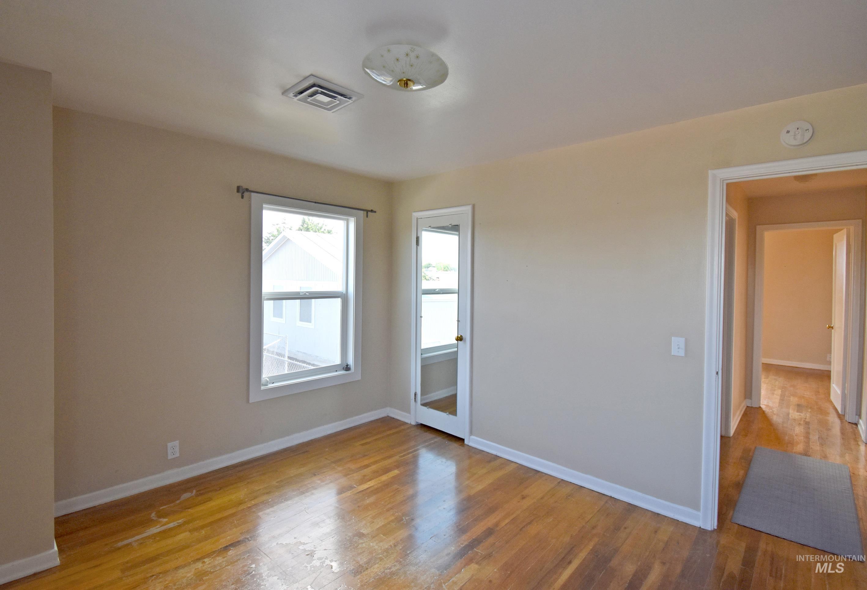 2342-2344 19th Street Property Photo 29