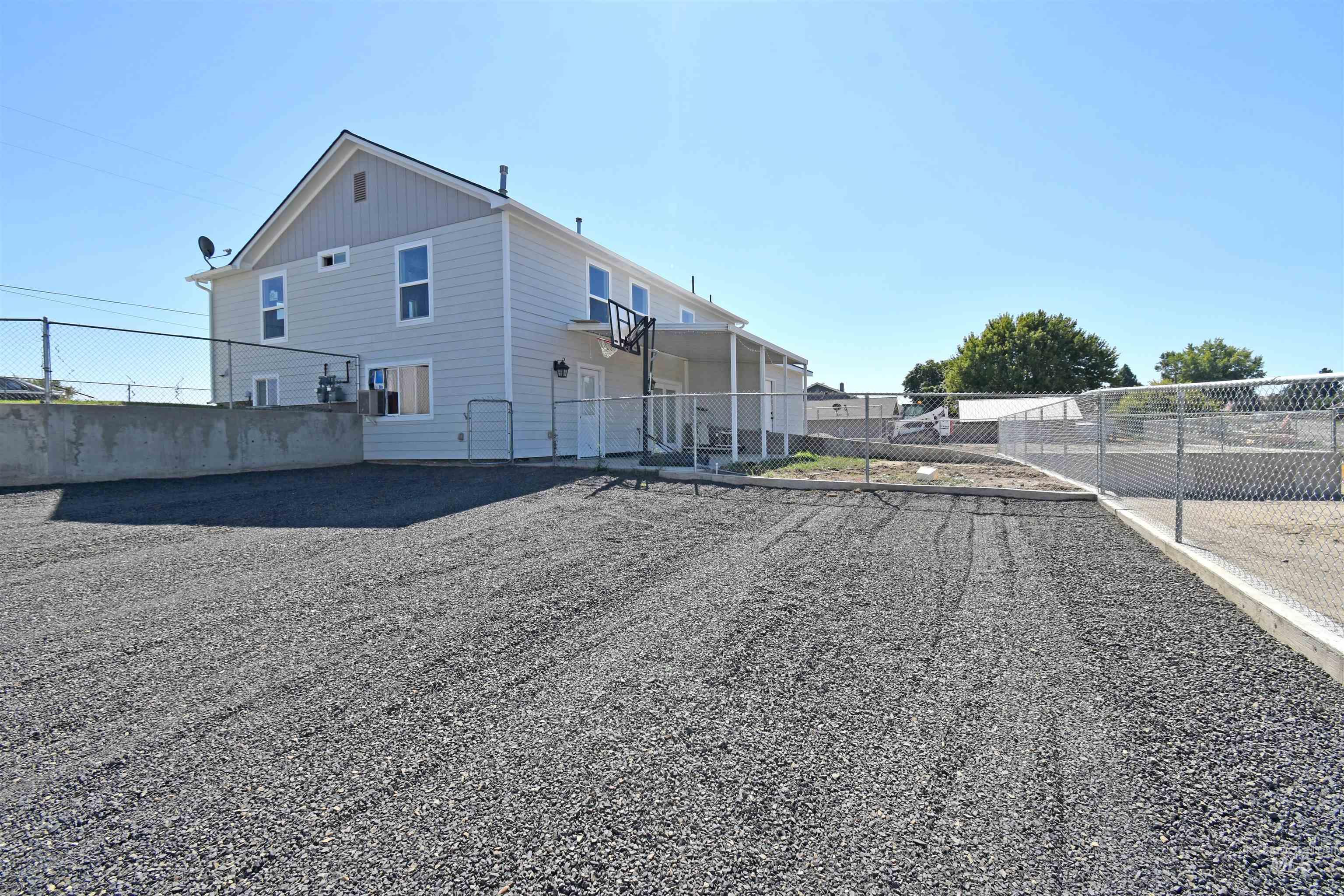 2342-2344 19th Street Property Photo 32