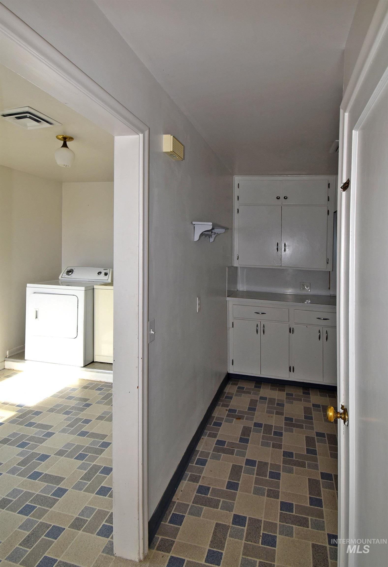 2342-2344 19th Street Property Photo 34