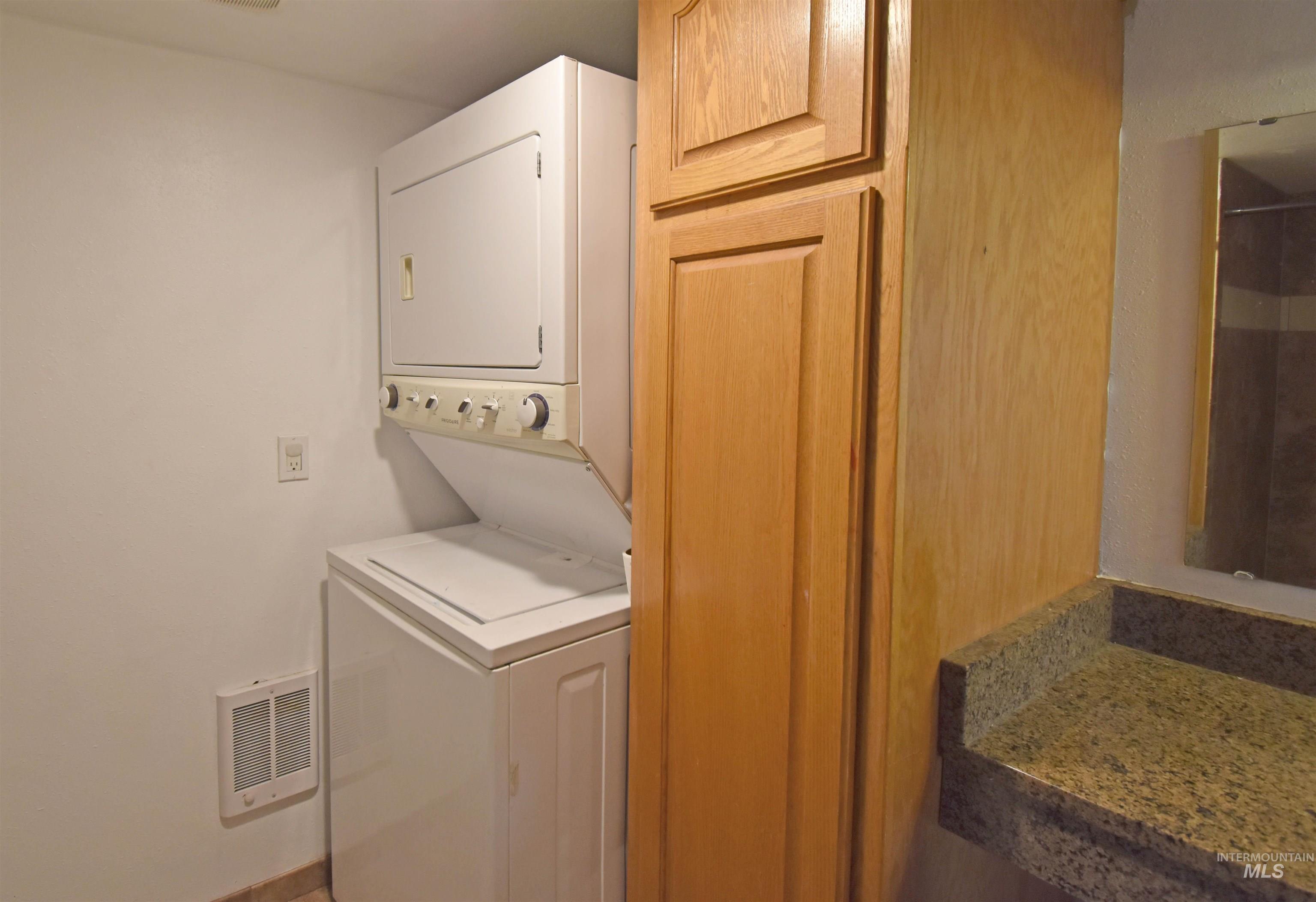 2342-2344 19th Street Property Photo 40