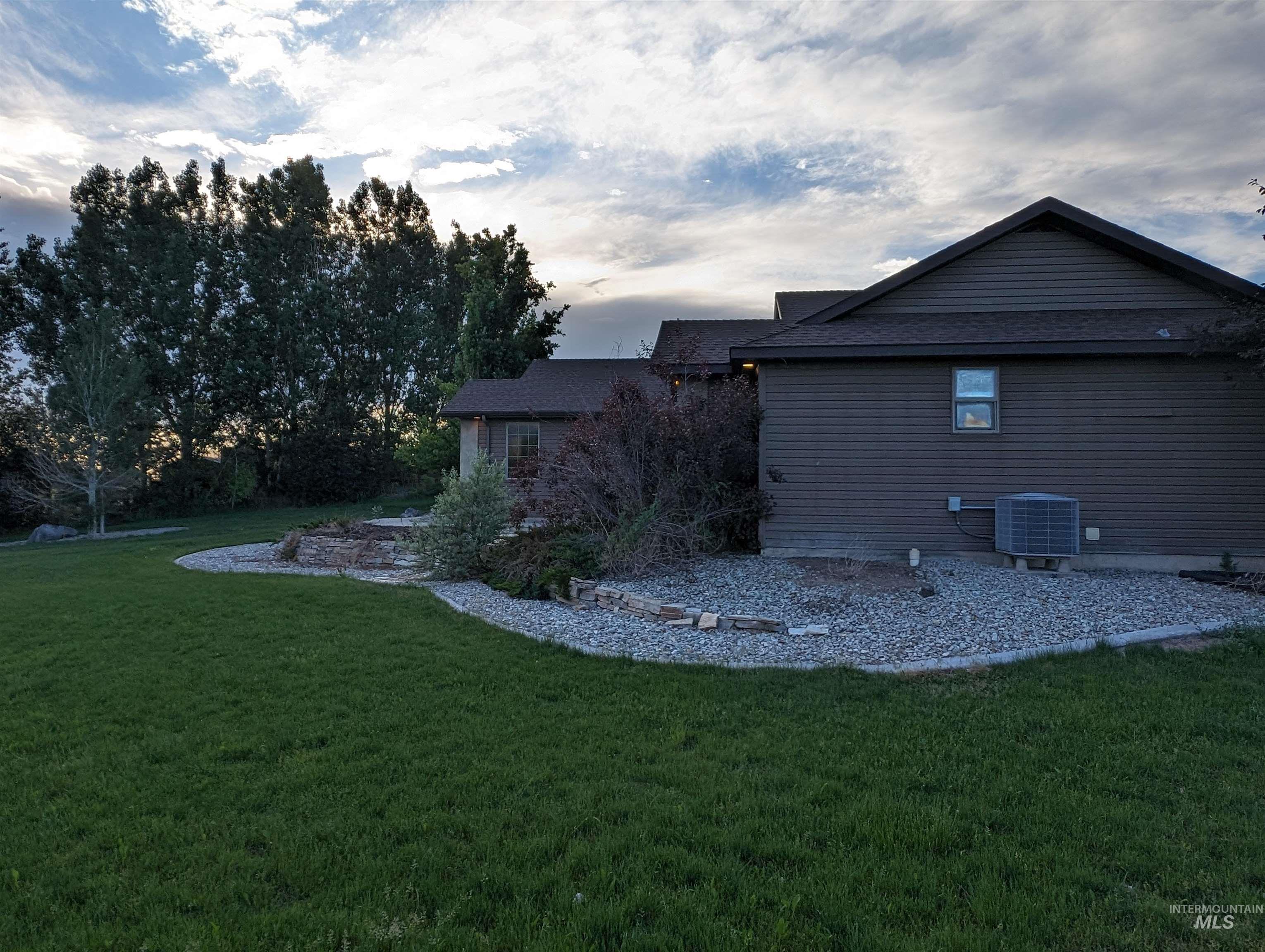 23 N 950 E Property Photo 29