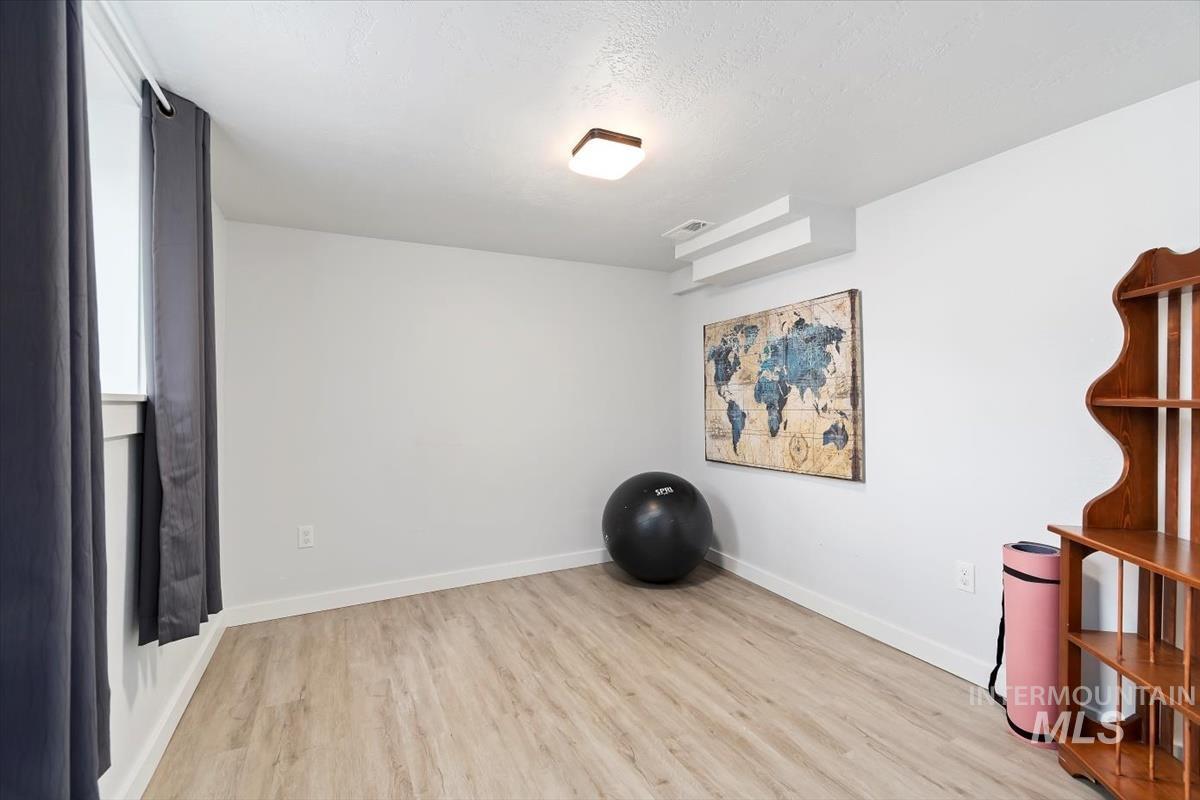 205 N Owyhee Property Photo 15